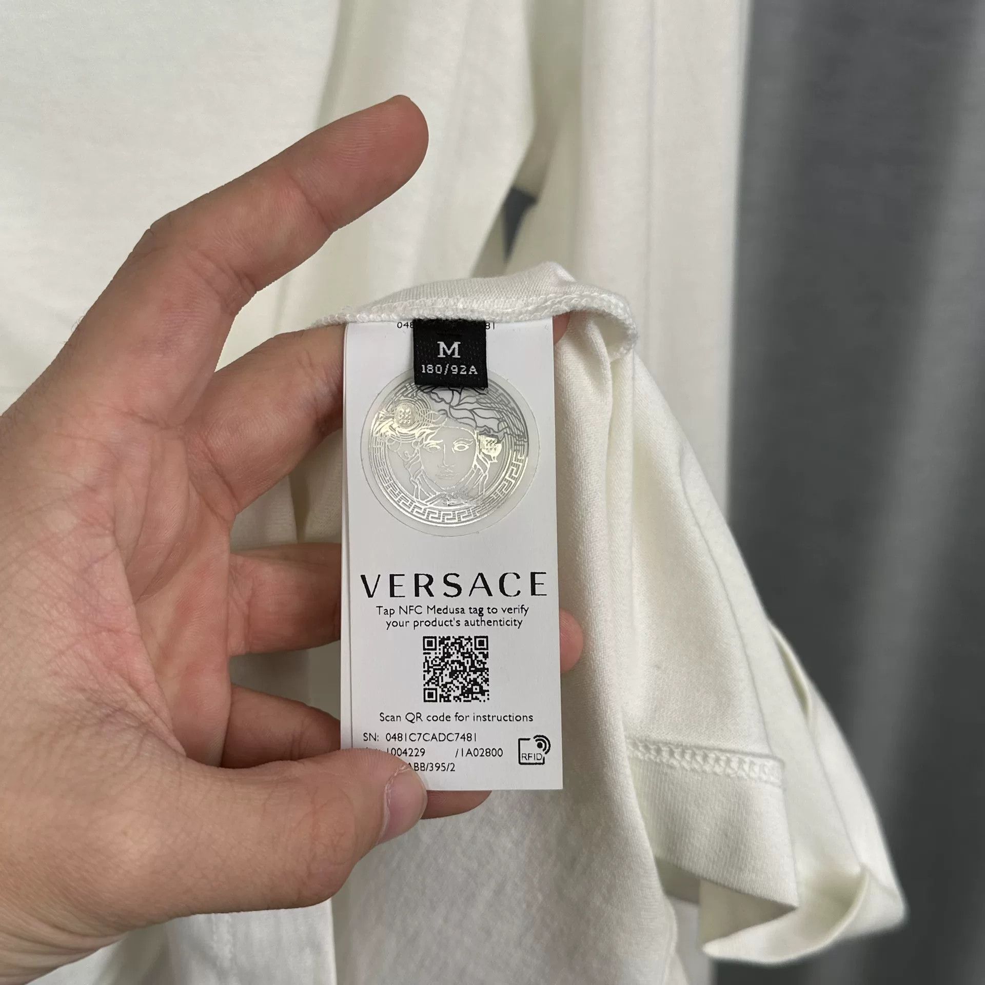 Versace Versace Medusa Logo Long Sleeve T-Shirt M Size US M / EU 48-50 / 2 - 6 Thumbnail