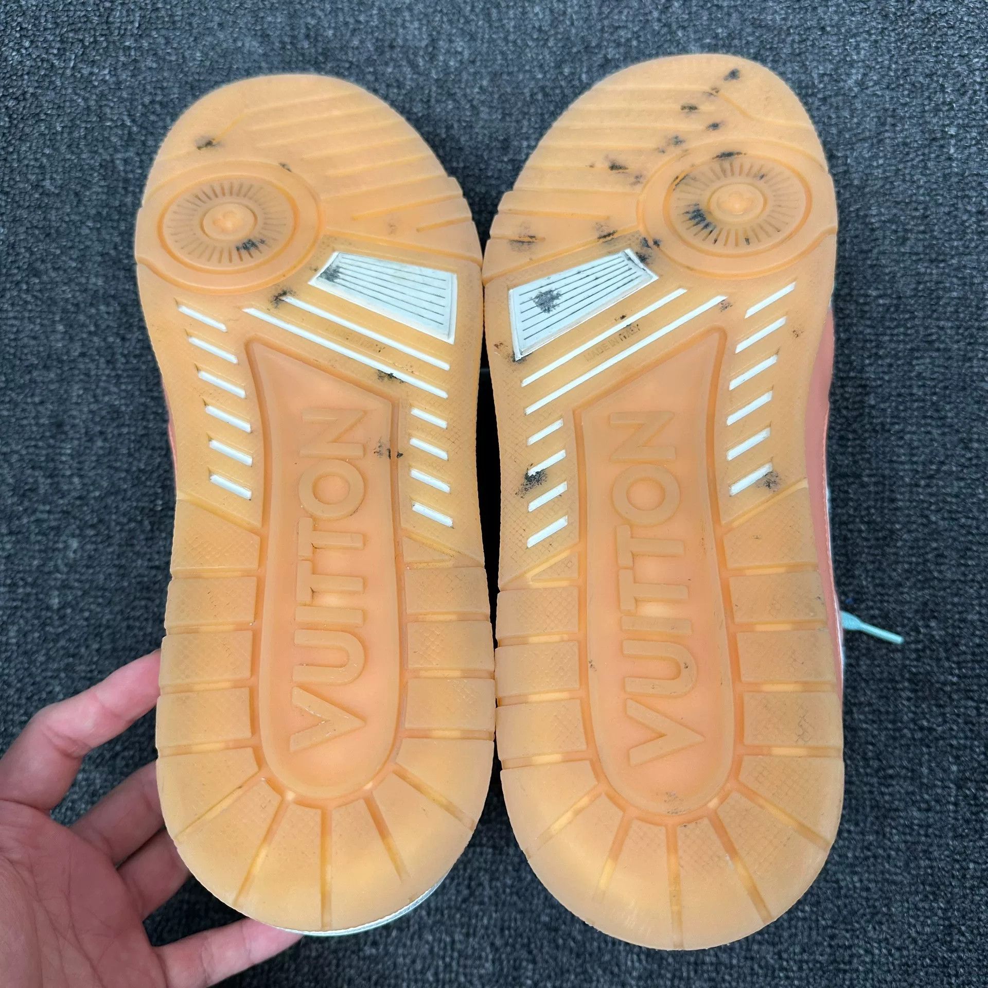 Louis Vuitton Louis Vuitton Orange LV Trainer Sneakers US 9.5 Size US 9.5 / EU 42-43 - 7 Thumbnail