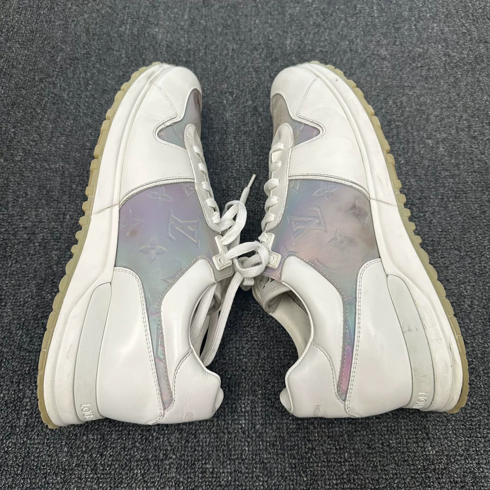 Louis Vuitton Louis Vuitton Iridescent Run Away Sneakers 9 Size US 10 / EU 43 - 6 Thumbnail