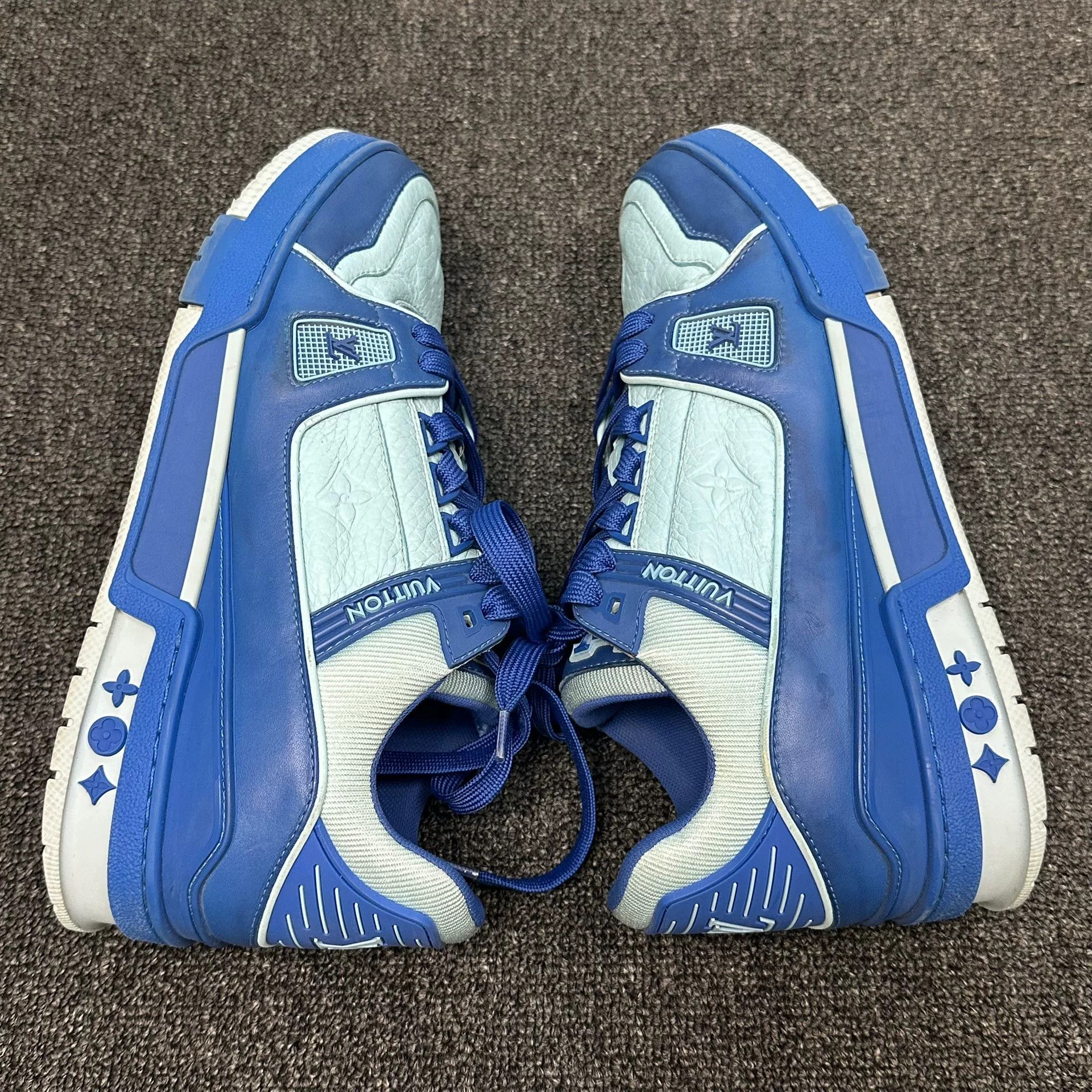Louis Vuitton Louis Vuitton Blue LV Trainer Sneakers 40 Size US 7 / EU 40 - 6 Thumbnail