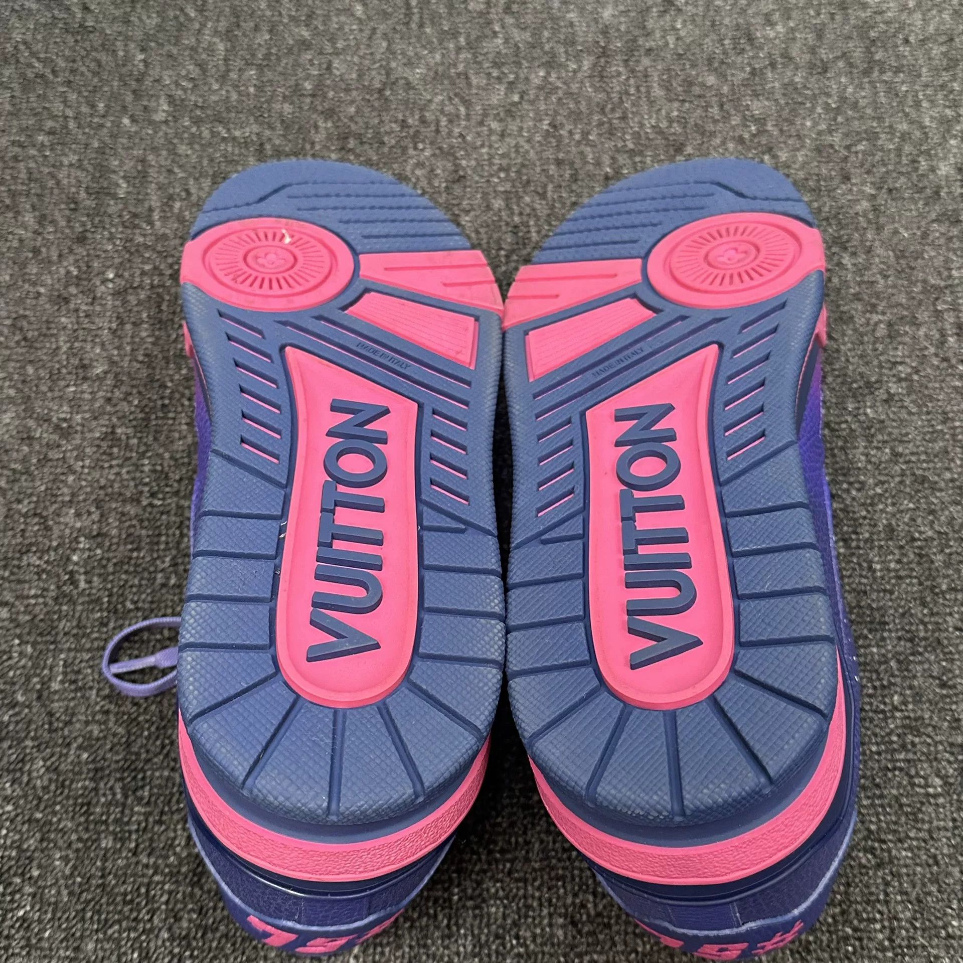 Louis Vuitton Louis Vuitton Purple Pink LV Trainer Sneakers Size 8 Size US 9 / EU 42 - 8 Thumbnail