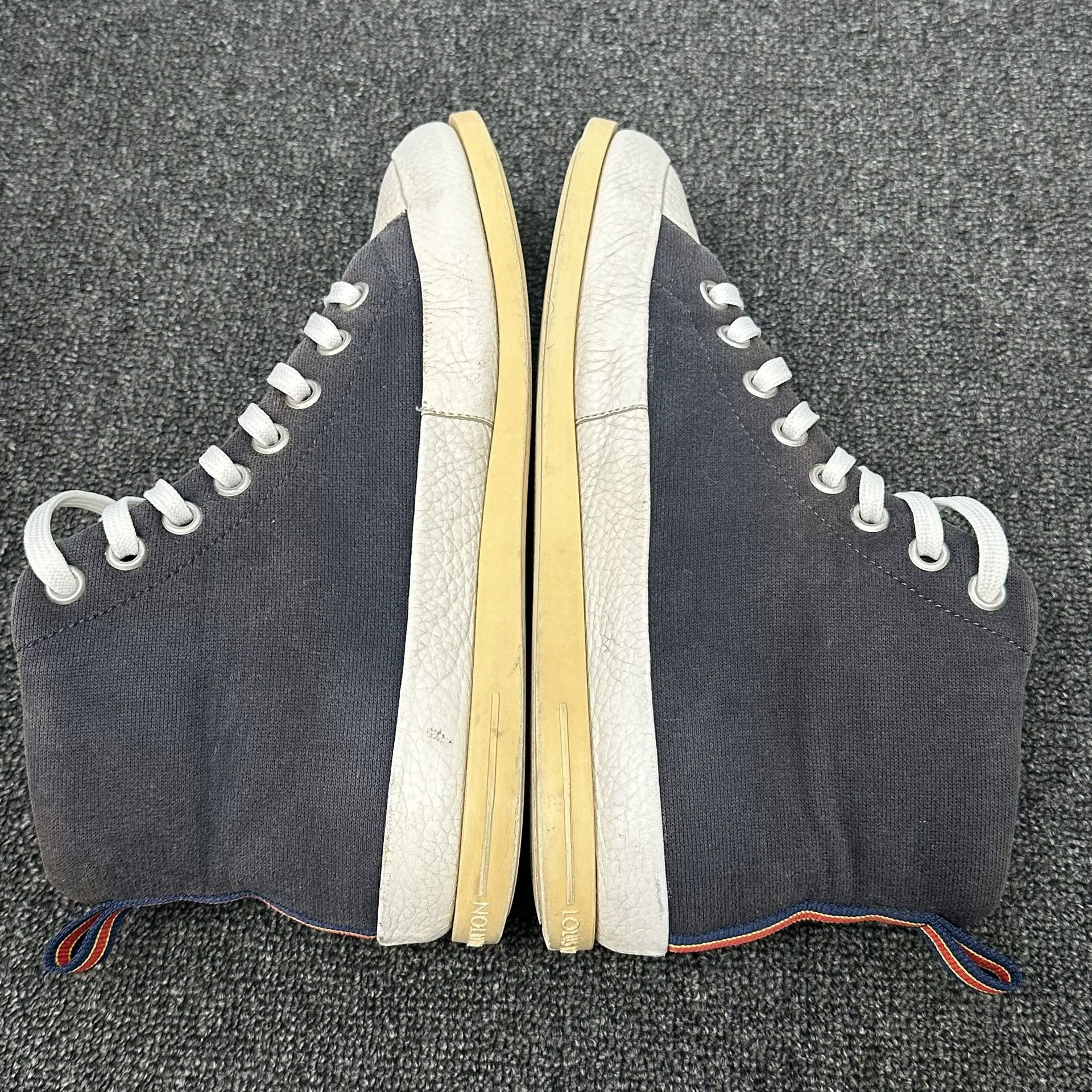 Louis Vuitton Louis Vuitton LV Logo Patch Hi-Top Sneakers 5 Size US 6 / EU 39 - 5 Thumbnail