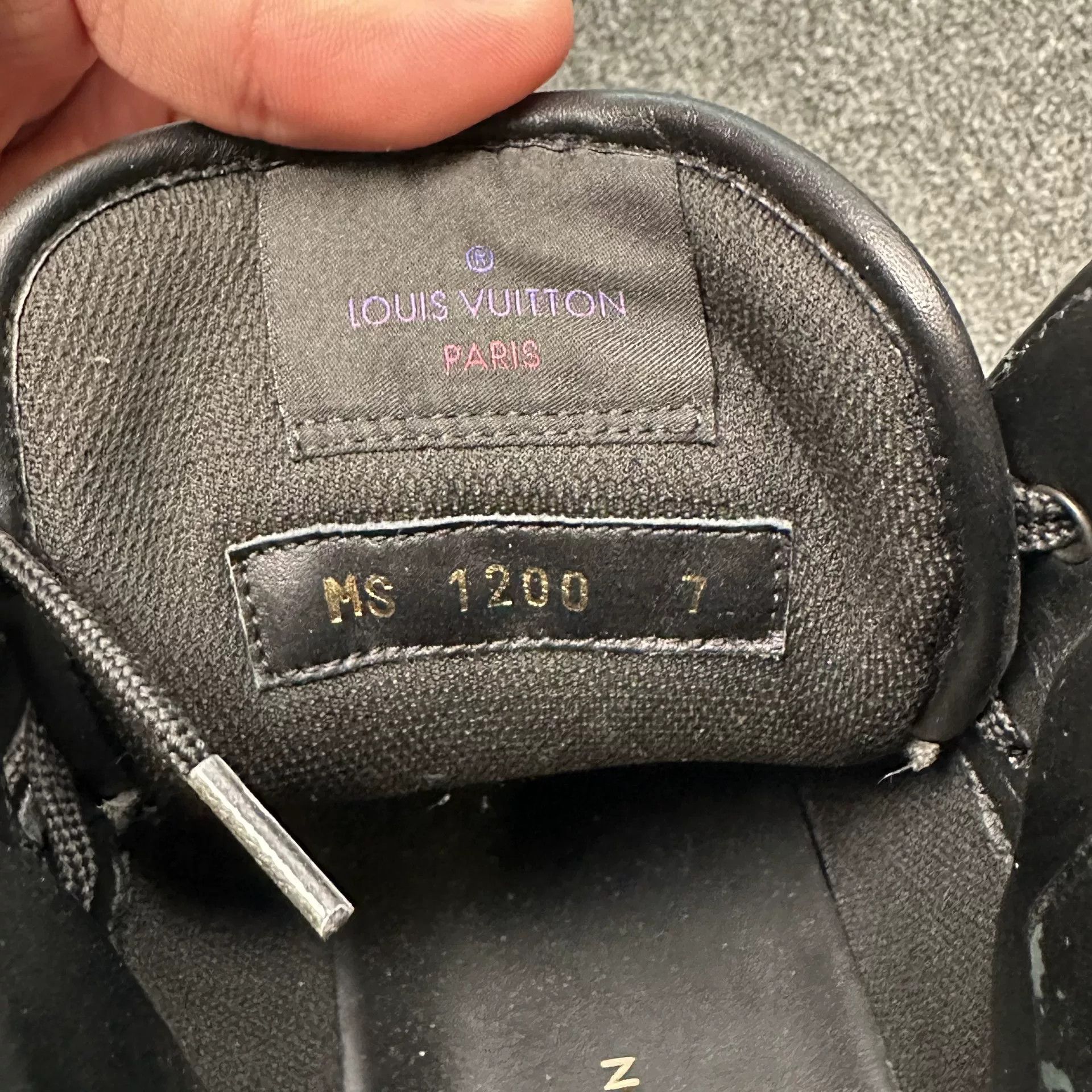 Louis Vuitton Louis Vuitton Monogram Hi-Top Sneakers 7 Size US 8 / EU 41 - 8 Thumbnail