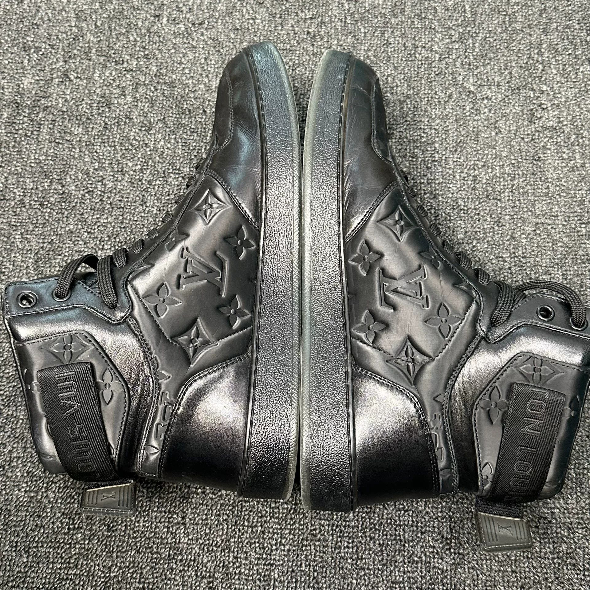 Louis Vuitton Louis Vuitton Monogram Hi-Top Sneakers 7 Size US 8 / EU 41 - 5 Thumbnail