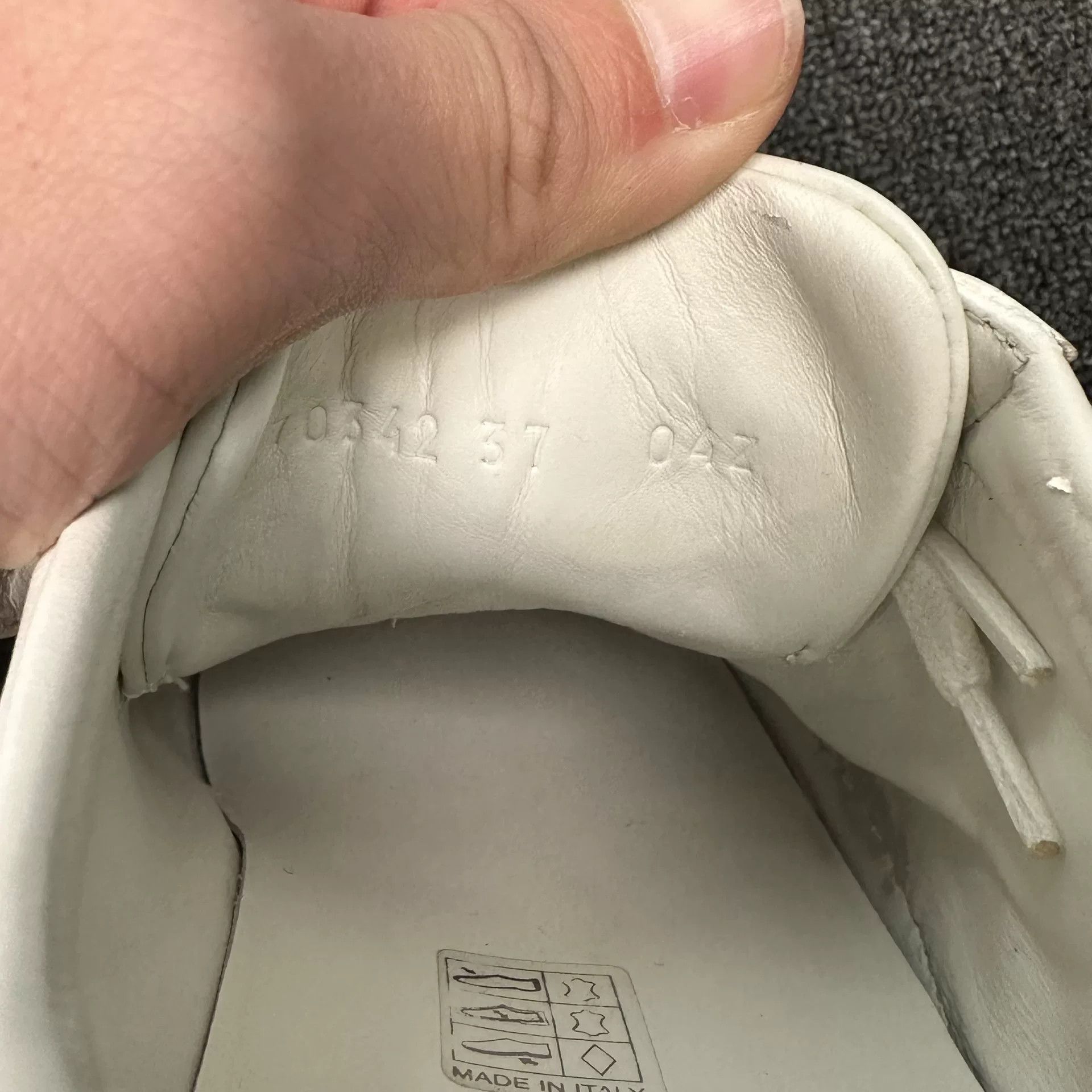Gucci Gucci Ace Lips Patch Low-Top Sneakers 37 Size US 7 / IT 37 - 8 Thumbnail