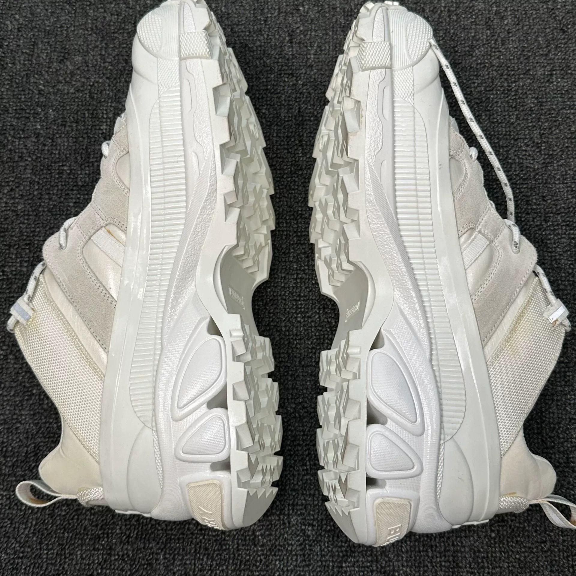 Burberry Burberry White Chunky Low-Top Sneakers Size 43 Size US 10 / EU 43 - 5 Thumbnail