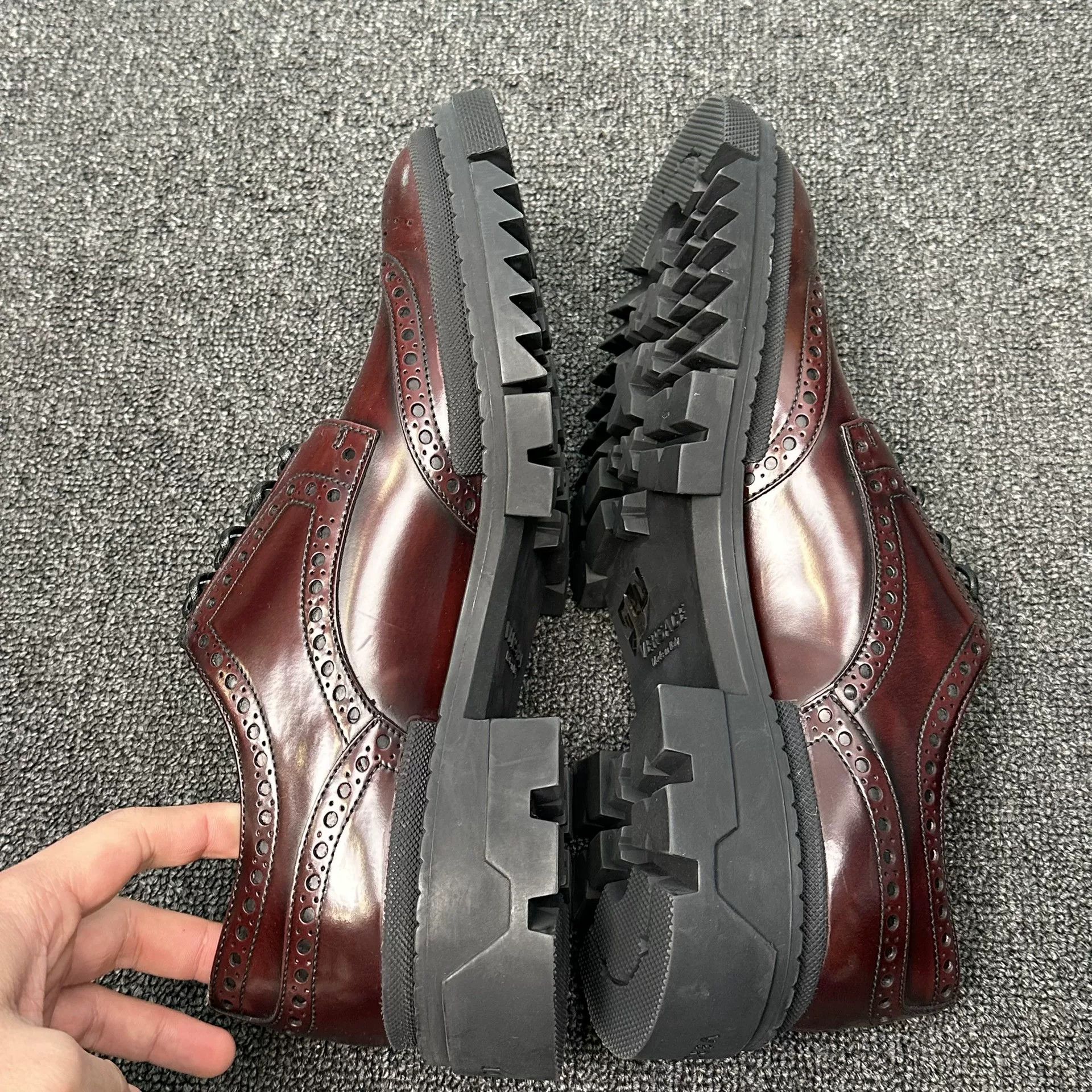 Versace Versace Burgundy Brogue Leather Shoes 42 Size US 9 / EU 42 - 5 Thumbnail