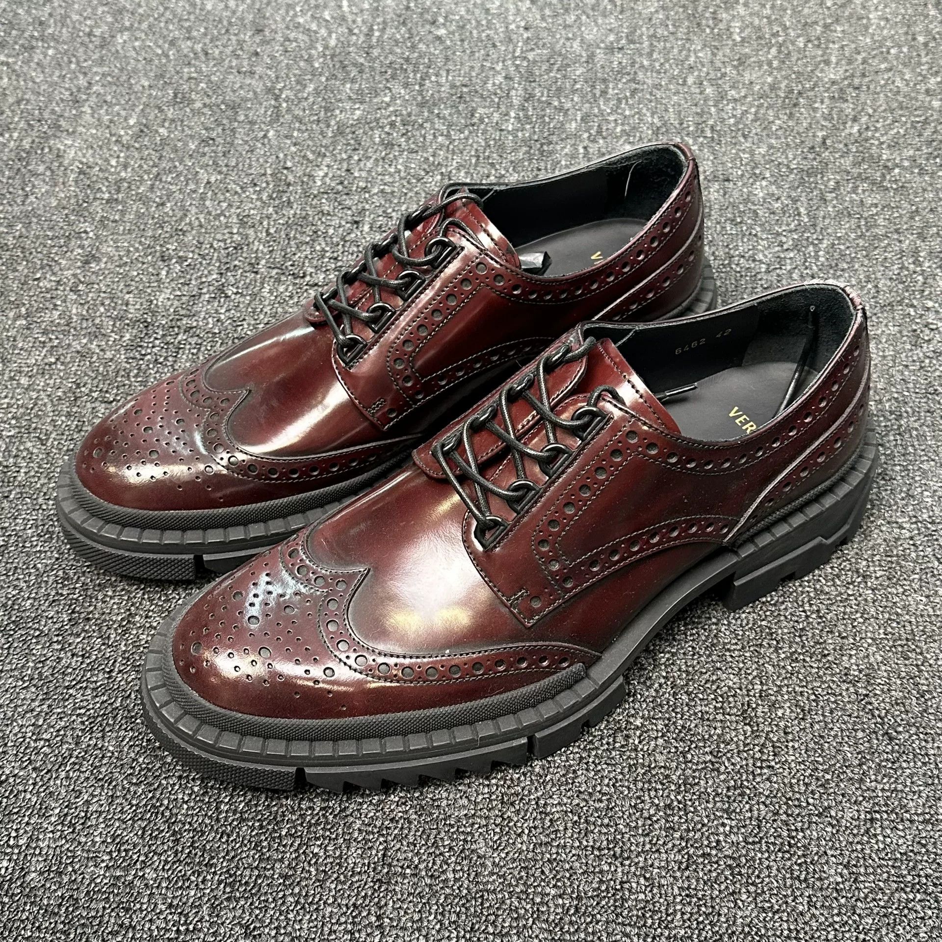 Versace Versace Burgundy Brogue Leather Shoes 42 Size US 9 / EU 42 - 3 Thumbnail