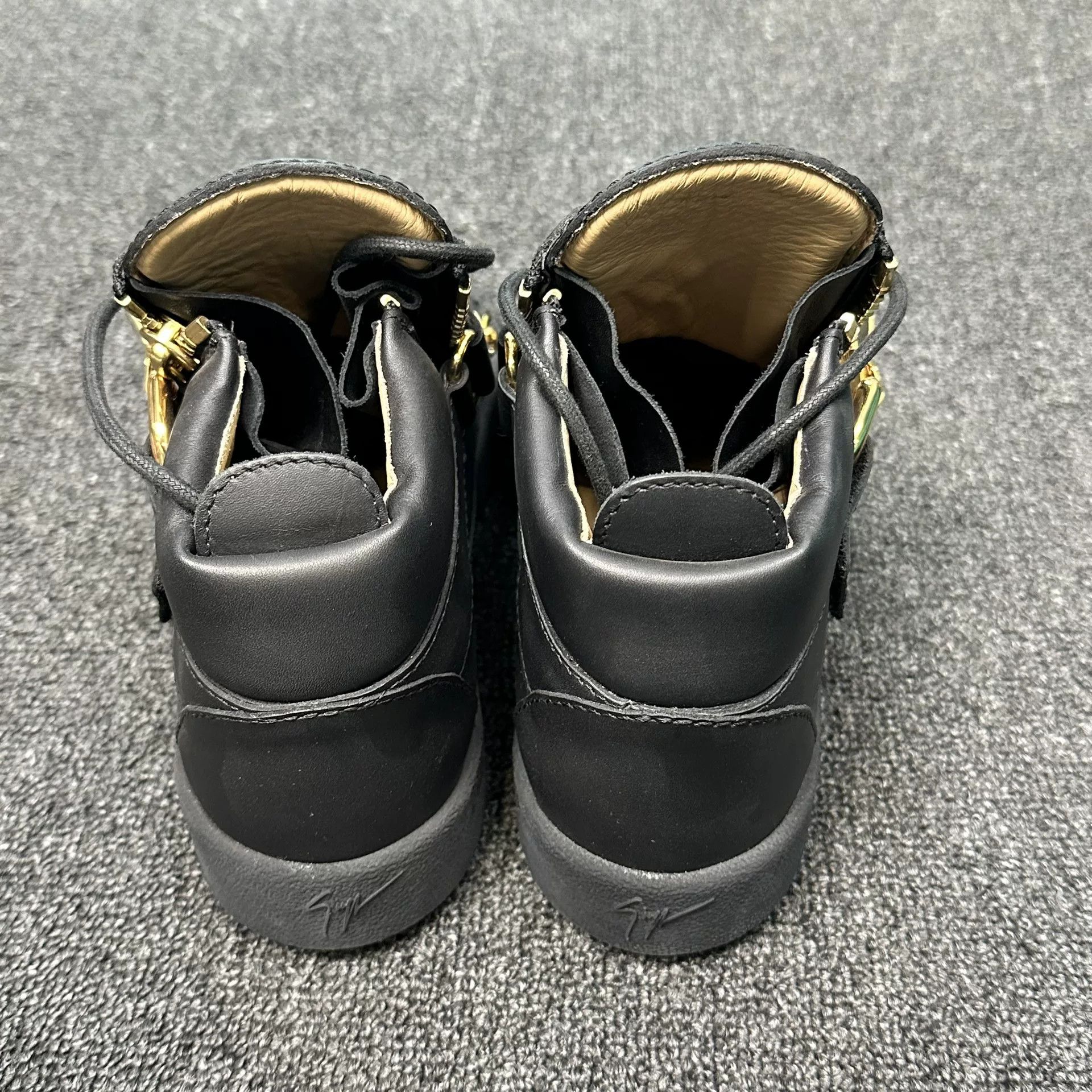Giuseppe Zanotti Giuseppe Zanotti Gold Buckle High-Top Sneakers 39.5 Size US 6.5 / EU 39-40 - 4 Thumbnail