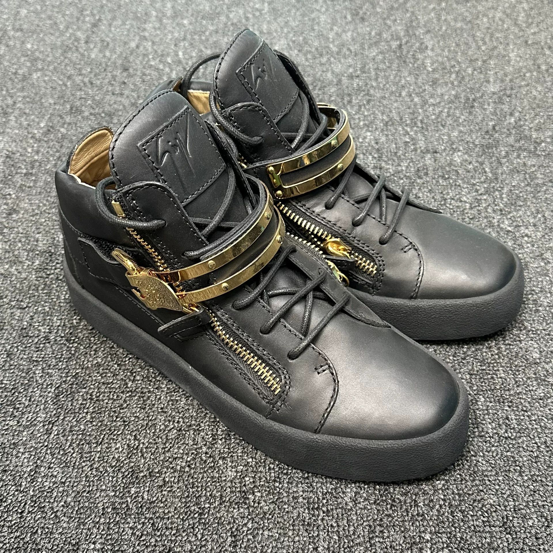 Giuseppe Zanotti Giuseppe Zanotti Gold Buckle High-Top Sneakers 39.5 Size US 6.5 / EU 39-40 - 2 Thumbnail