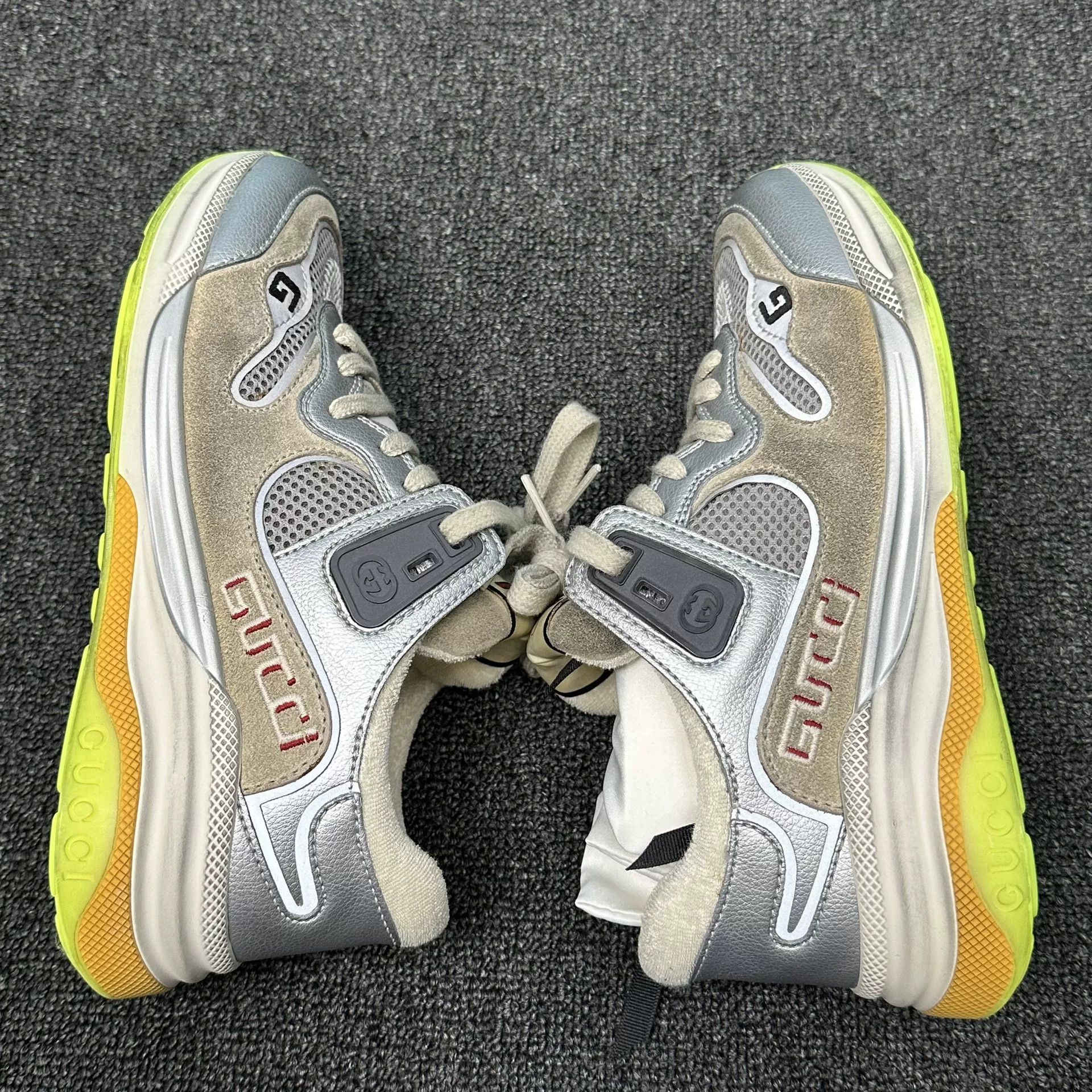 Gucci Gucci Silver Panelled Low-Top Sneakers 36.5 Size US 6.5 / IT 36.5 - 6 Thumbnail