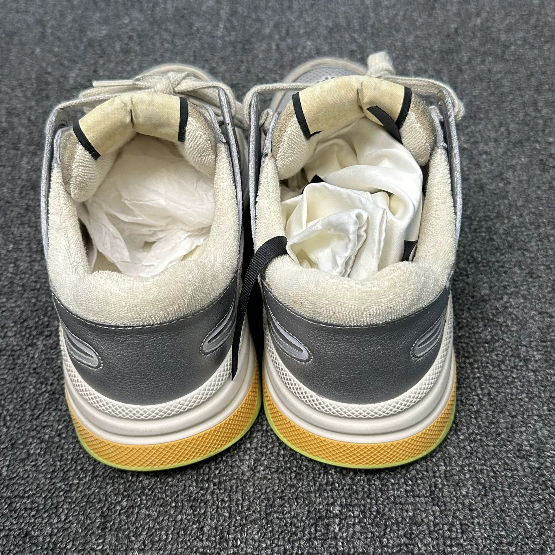 Gucci Gucci Silver Panelled Low-Top Sneakers 36.5 Size US 6.5 / IT 36.5 - 4 Thumbnail
