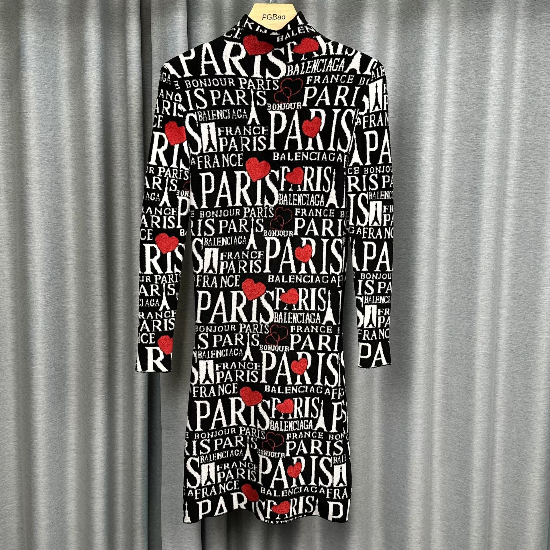 Balenciaga Balenciaga Heart Paris All-Over Print Knit Dress M Size M / US 6-8 / IT 42-44 - 2 Thumbnail
