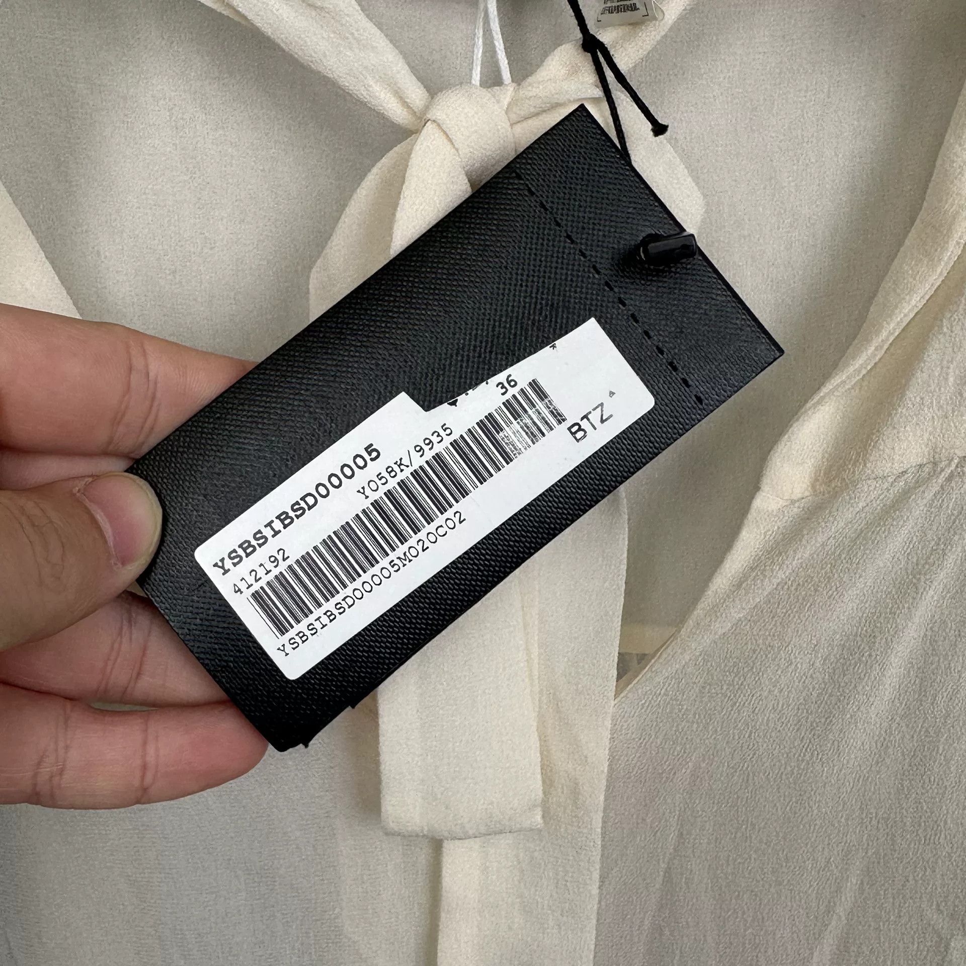 Saint Laurent Paris Saint Laurent Tie-Neck Silk Blouse FR 36 Size XS / US 0-2 / IT 36-38 - 5 Thumbnail