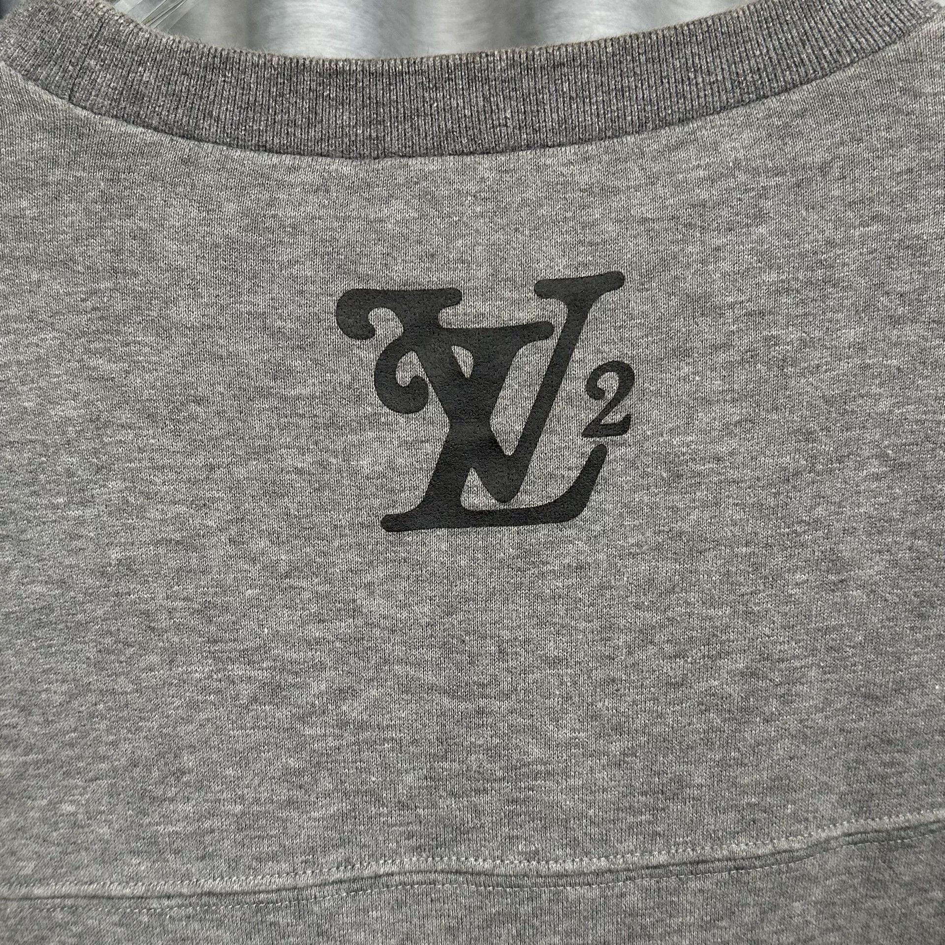 Louis Vuitton Louis Vuitton LV2 Logo Print Sweatshirt Size M Size US M / EU 48-50 / 2 - 5 Thumbnail