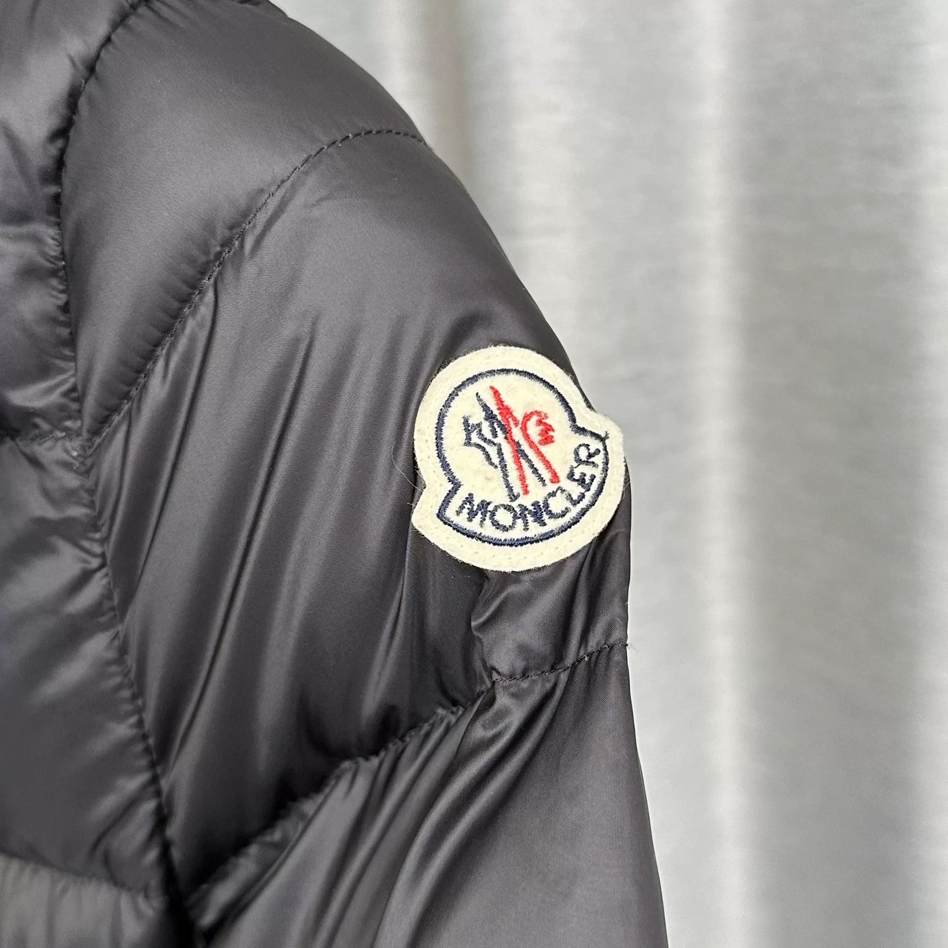 Moncler Moncler Fur Trim Stand Collar Down Jacket Size 0 Size XS / US 0-2 / IT 36-38 - 5 Thumbnail