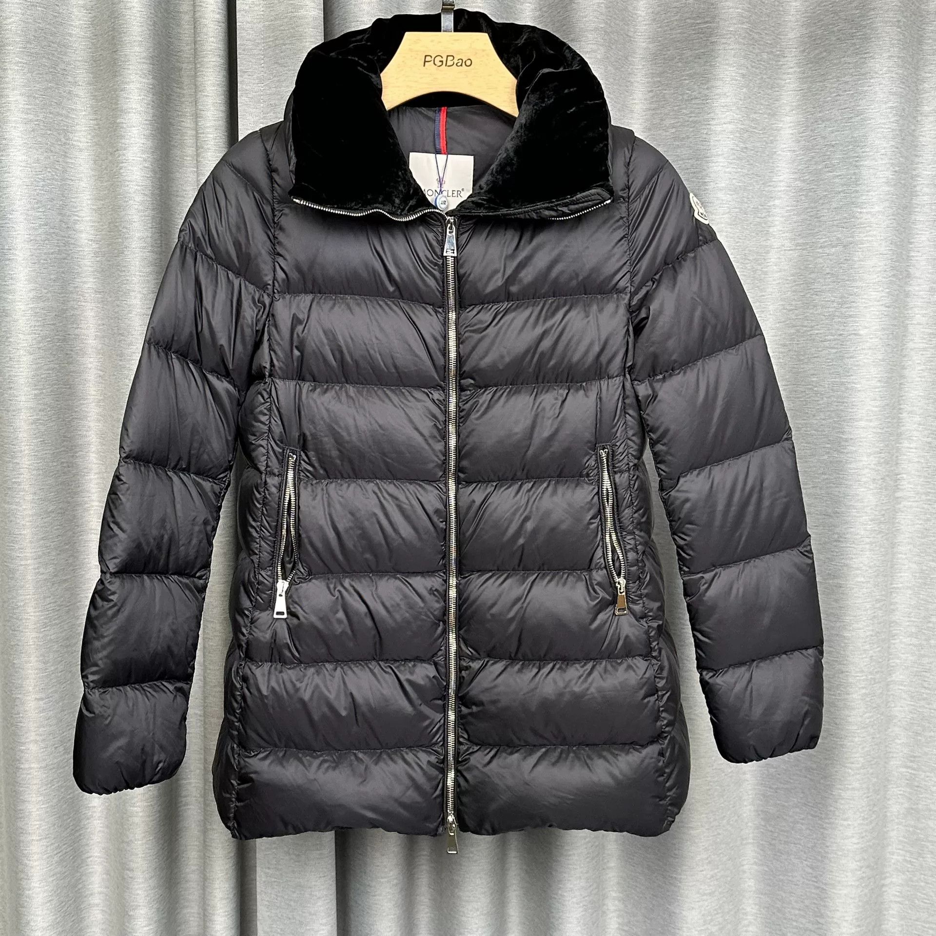 Moncler Moncler Fur Trim Stand Collar Down Jacket Size 0 Size XS / US 0-2 / IT 36-38 - 2 Thumbnail