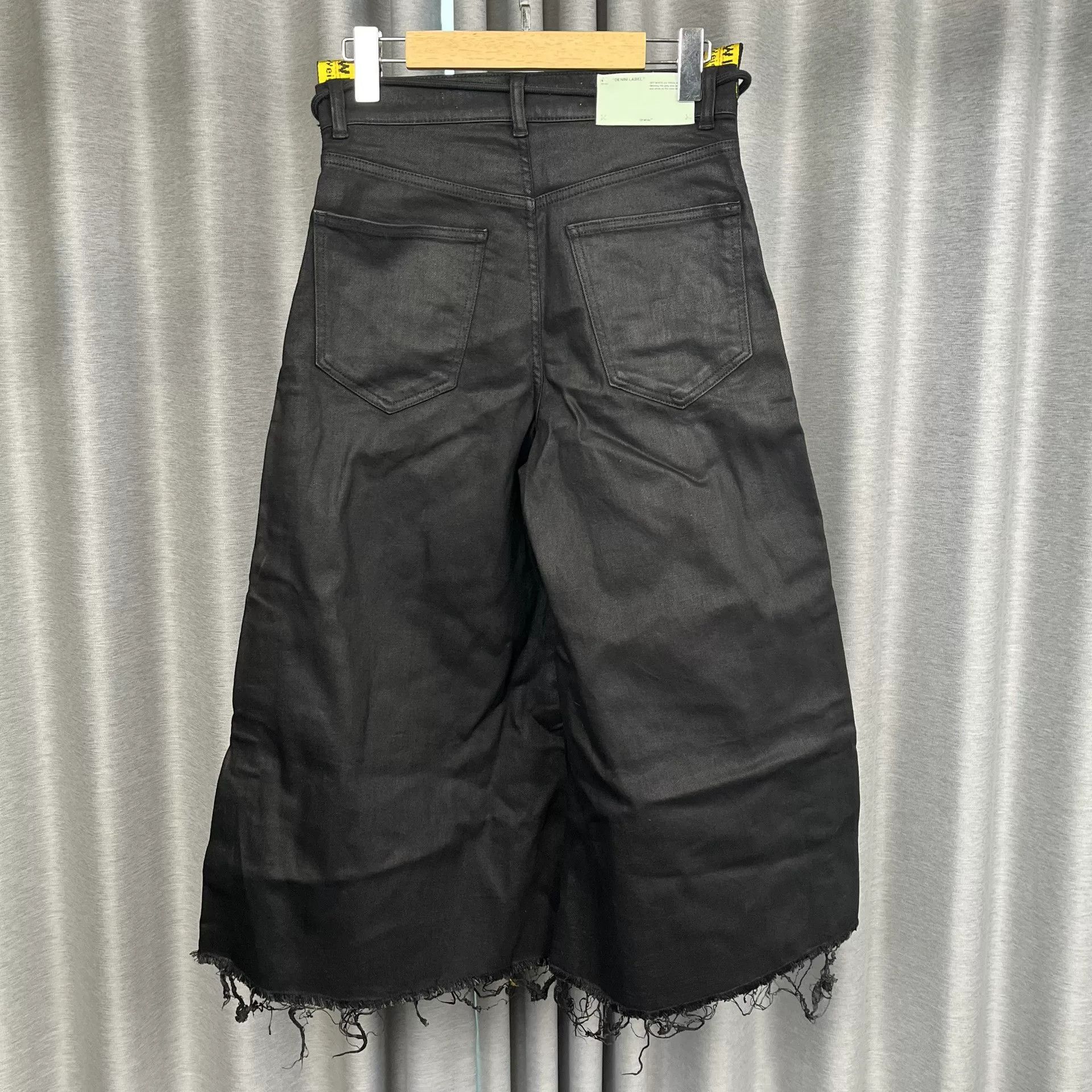 Off-White Off-White Industrial Strap Capri Pants 27 Size 27" / US 4 / IT 40 - 3 Thumbnail