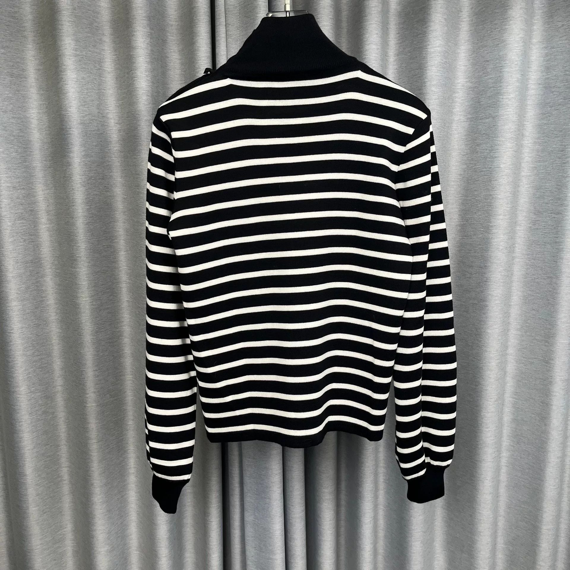 RED Valentino Red Valentino Striped Mock Neck Sweater L Size L / US 10 / IT 46 - 3 Thumbnail
