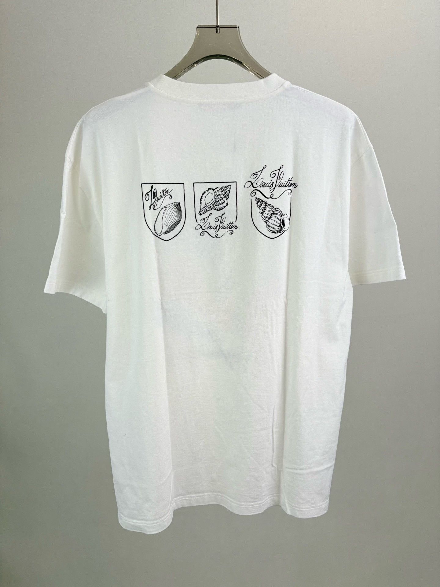 Louis Vuitton Louis Vuitton Seashell Print Embroidered T-Shirt XL Size US XL / EU 56 / 4 - 3 Thumbnail