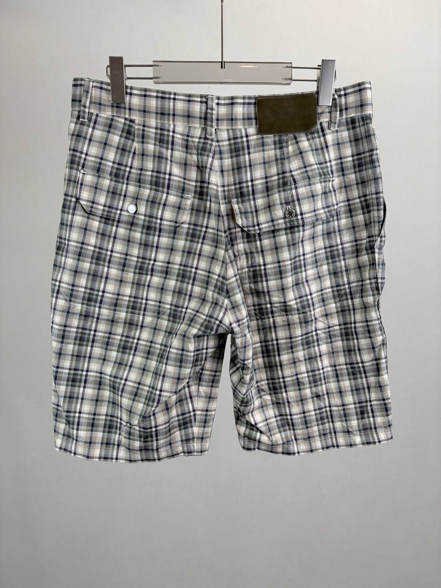 Louis Vuitton Louis Vuitton Plaid Leather Patch Shorts 42 Size US 34 / EU 50 - 3 Thumbnail