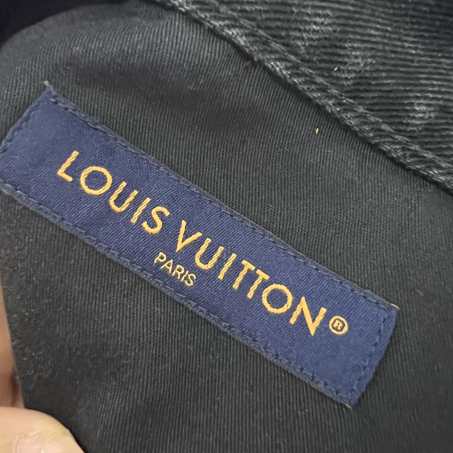 Louis Vuitton Louis Vuitton Monogram Pocket Distressed Jeans 34 Size US 34 / EU 50 - 4 Thumbnail