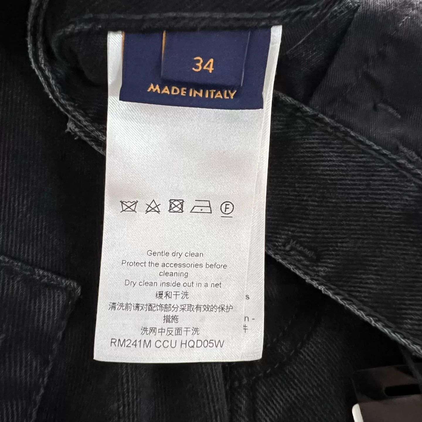 Louis Vuitton Louis Vuitton Monogram Pocket Distressed Jeans 34 Size US 34 / EU 50 - 5 Thumbnail