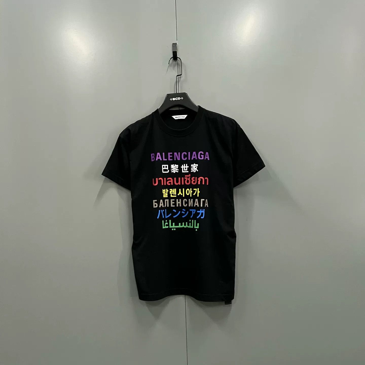 Balenciaga Balenciaga Multi-Language Logo T-Shirt XS Size US XS / EU 42 / 0 - 2 Thumbnail