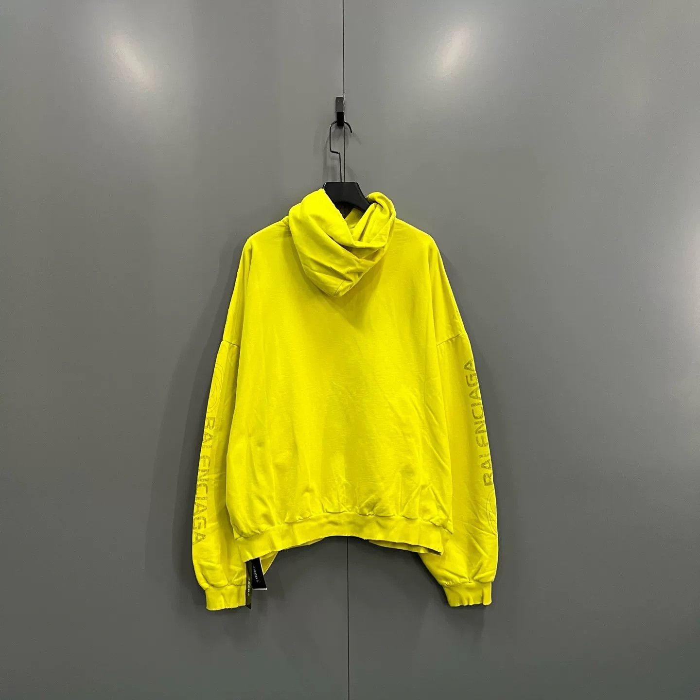 Balenciaga Balenciaga Yellow Sport Logo Hoodie Size 3 Size US L / EU 52-54 / 3 - 3 Thumbnail