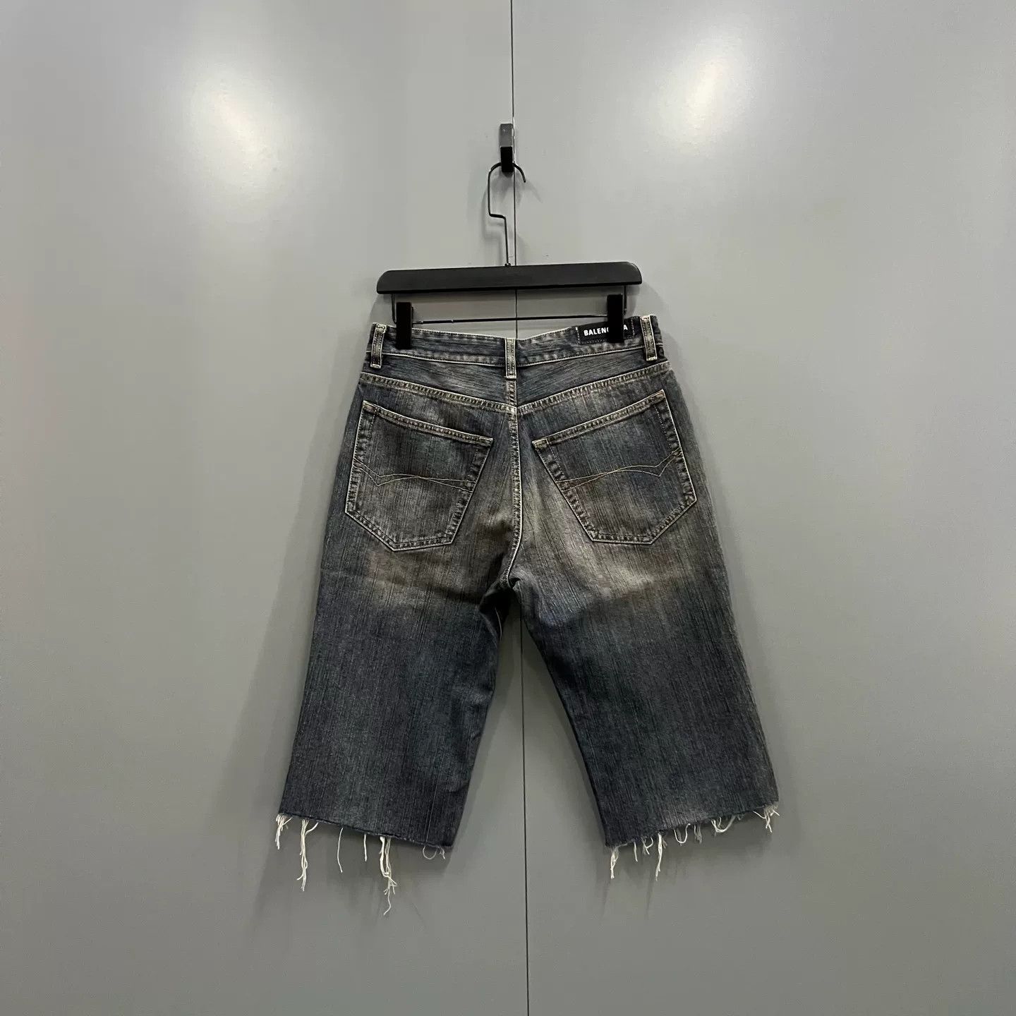 Balenciaga Balenciaga Distressed Denim Shorts Size M Size US 32 / EU 48 - 3 Thumbnail