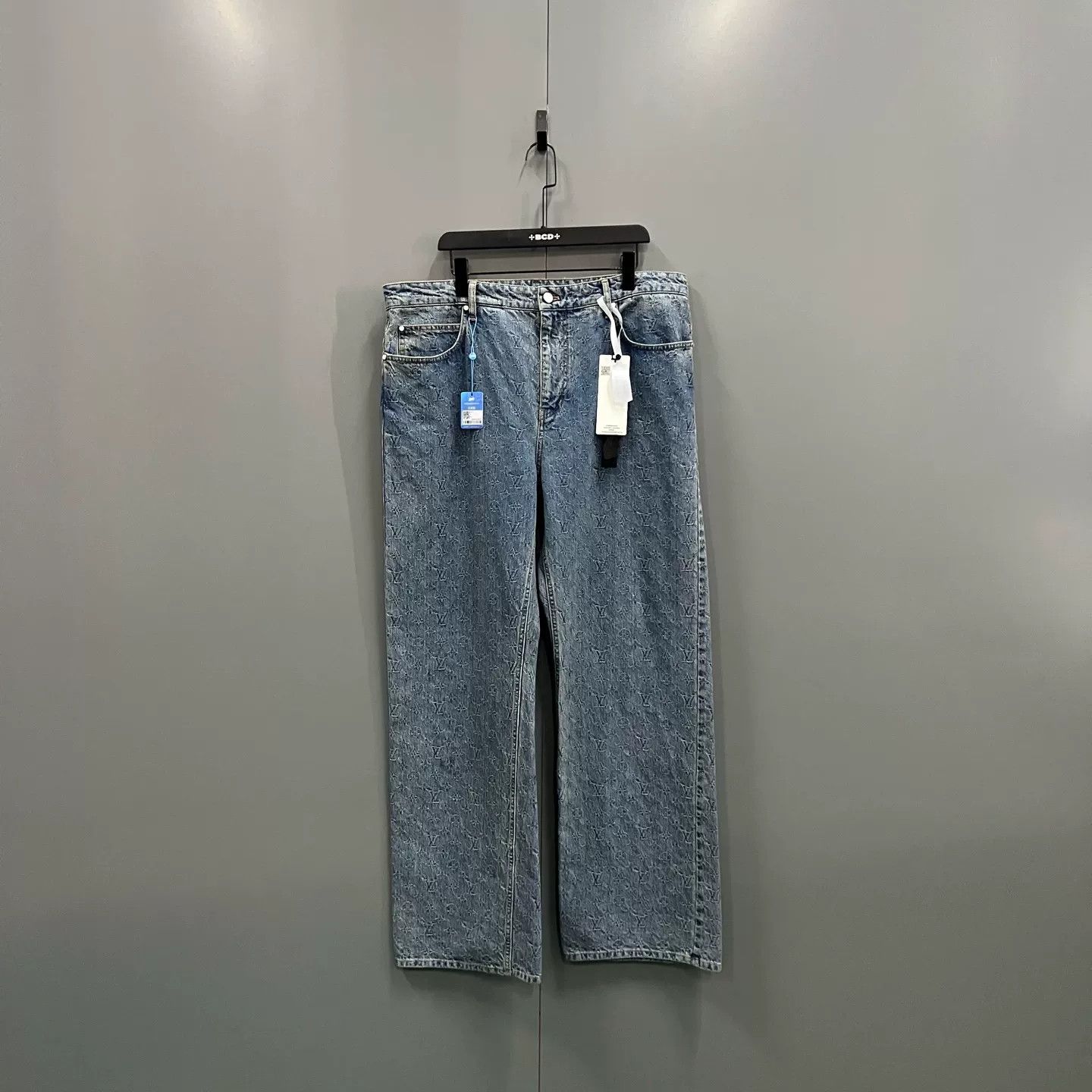 Louis Vuitton Louis Vuitton Monogram Denim Skateboard Pants 38 Size US 30 / EU 46 - 2 Thumbnail