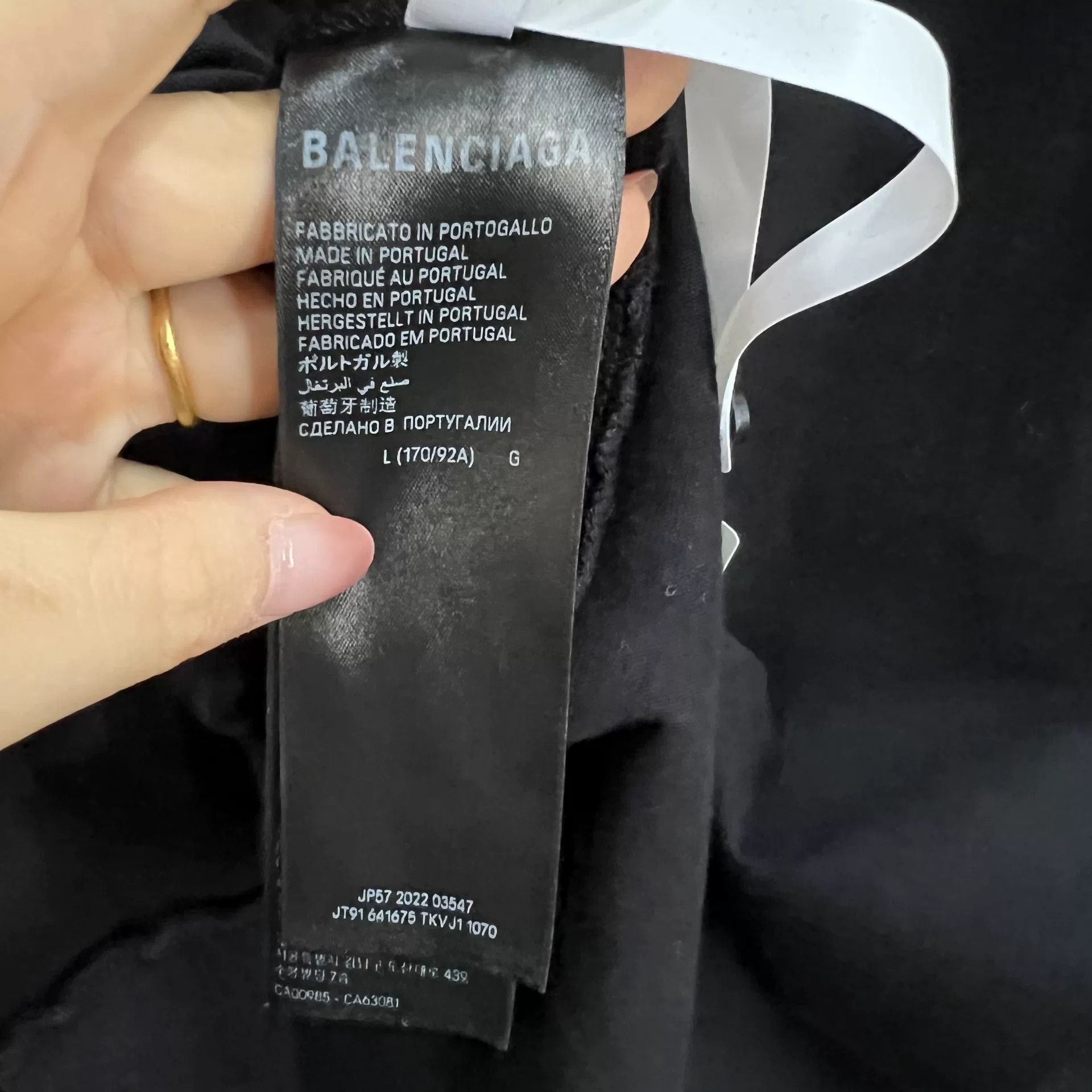Balenciaga Balenciaga Political Campaign Logo T-Shirt Size L Size US L / EU 52-54 / 3 - 5 Thumbnail