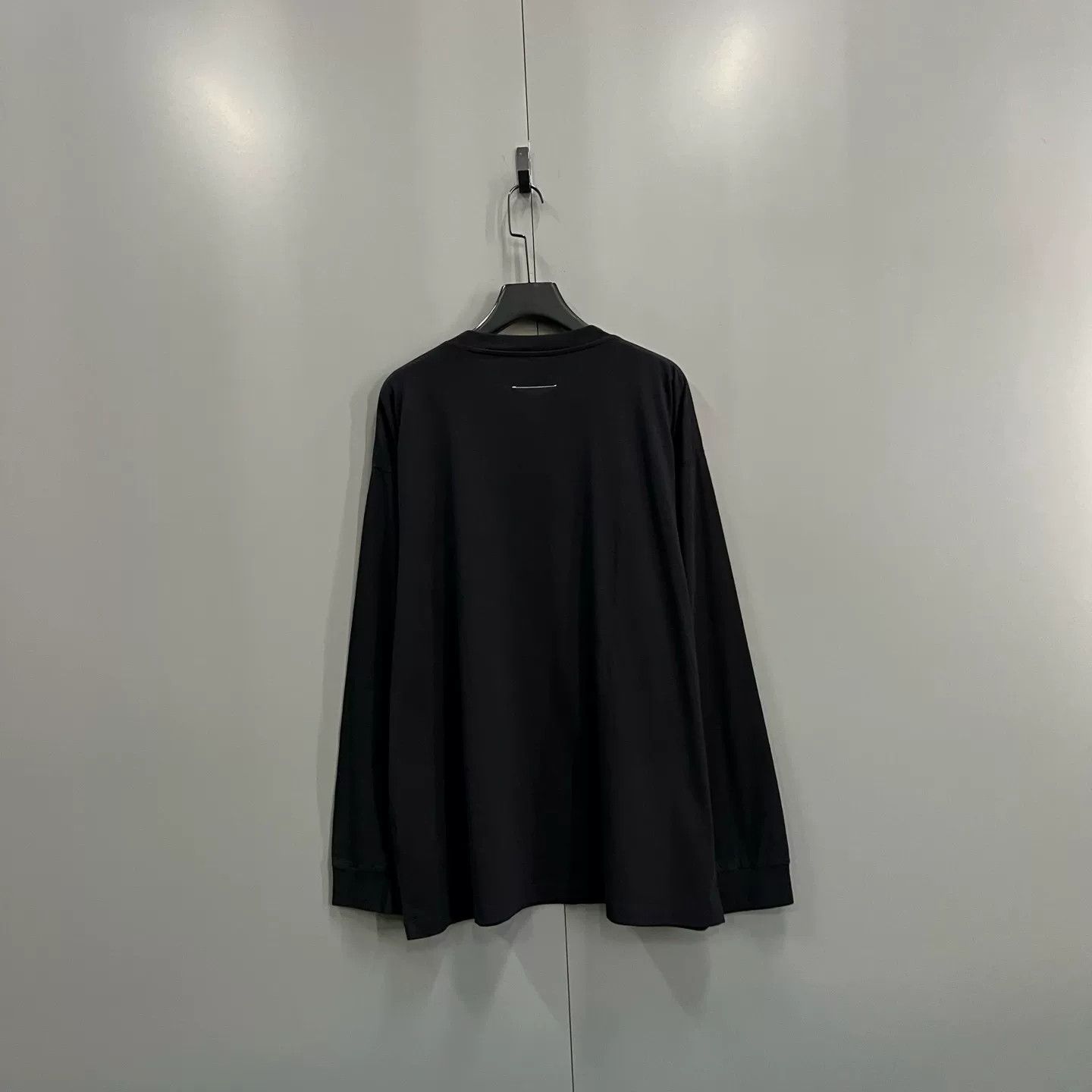 Maison Margiela Maison Margiela Numeric Logo Long Sleeve T-Shirt XXL Size US XXL / EU 58 / 5 - 3 Thumbnail