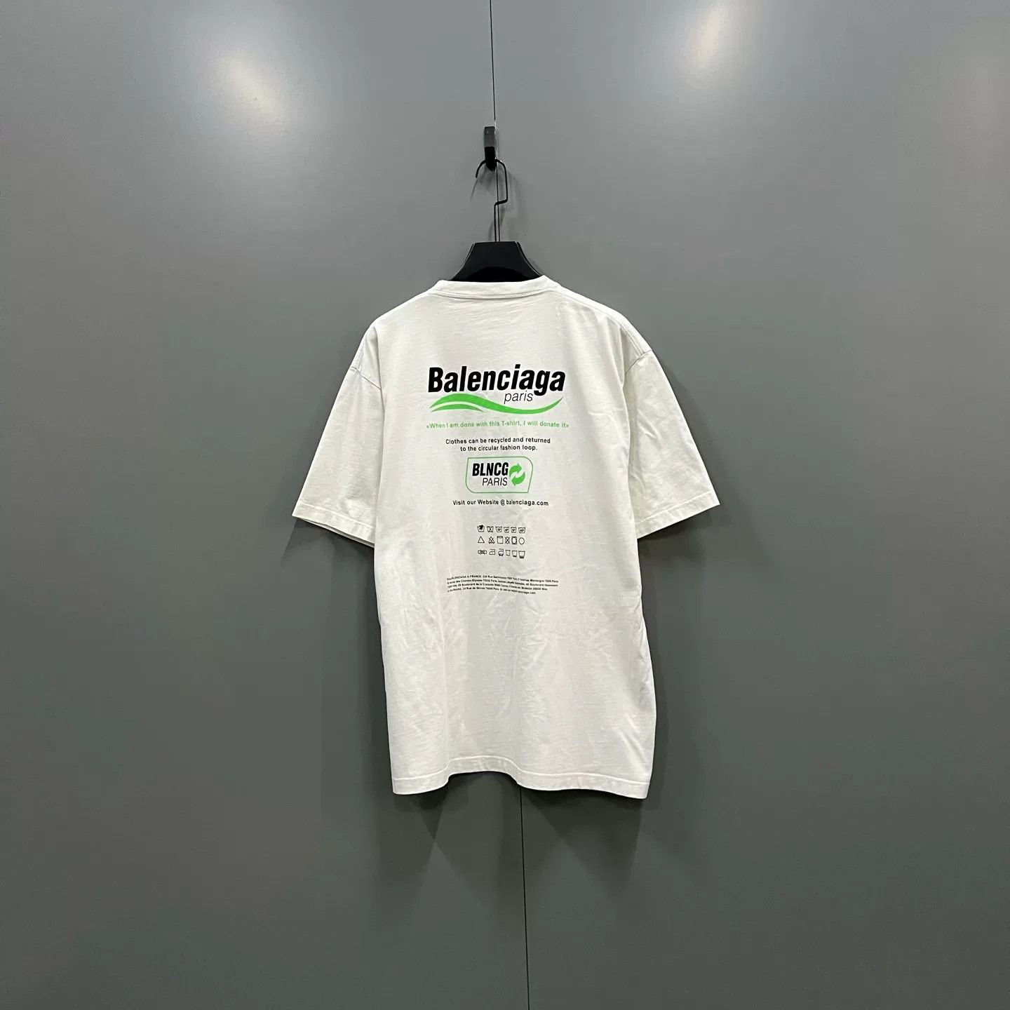 Balenciaga Balenciaga Circular Fashion Logo T-Shirt XXS Size US XXS / EU 40 - 3 Thumbnail