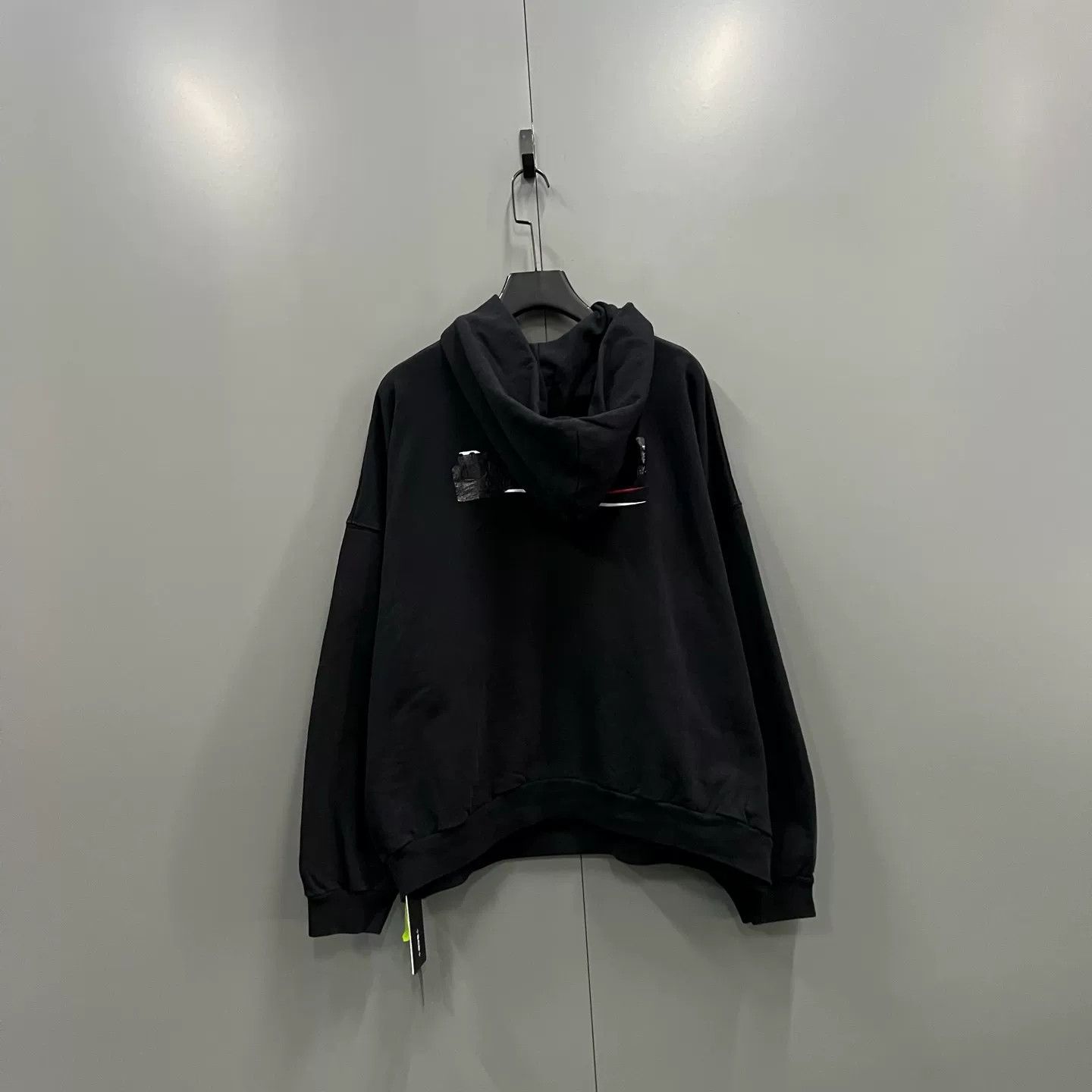Balenciaga Balenciaga Tape Logo Hoodie Size 1 Size US S / EU 44-46 / 1 - 3 Thumbnail