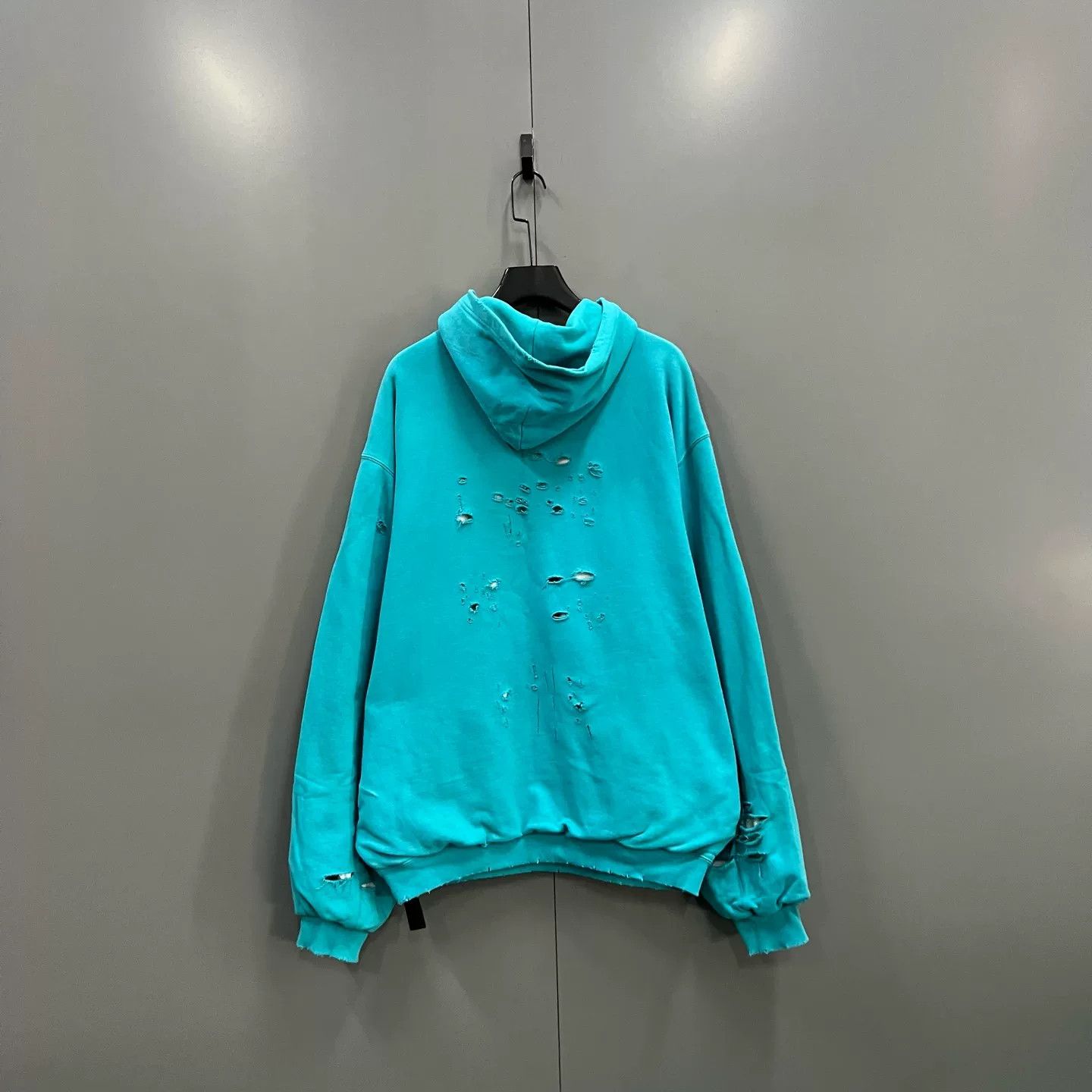Balenciaga Balenciaga Distressed Logo Hoodie XS Size US XS / EU 42 / 0 - 3 Thumbnail
