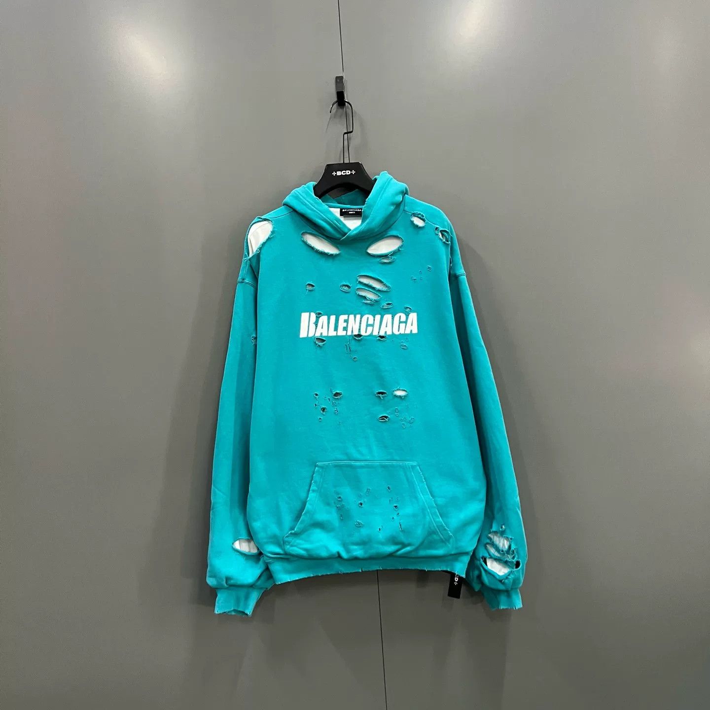 Balenciaga Balenciaga Distressed Logo Hoodie XS Size US XS / EU 42 / 0 - 2 Thumbnail