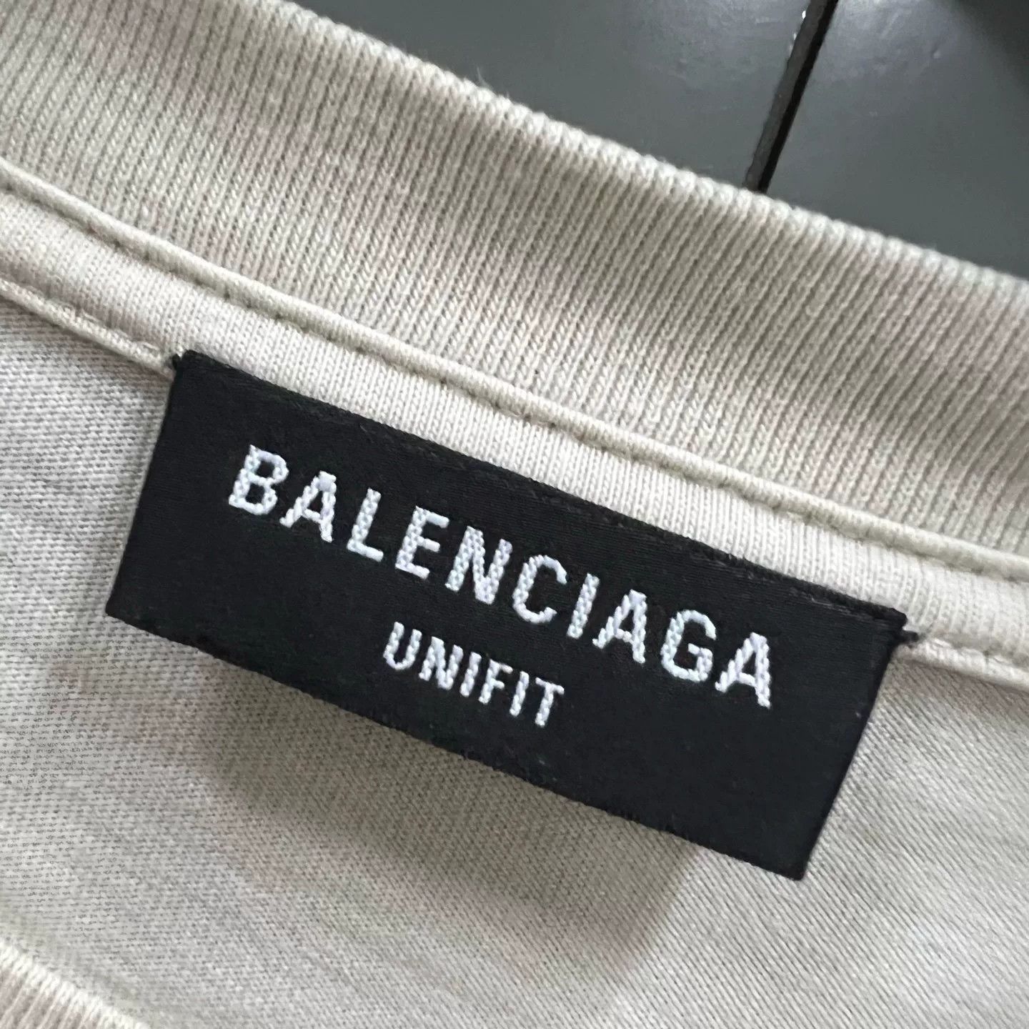 Balenciaga Balenciaga Paris Fashion Week T-Shirt XL Size US XL / EU 56 / 4 - 4 Thumbnail