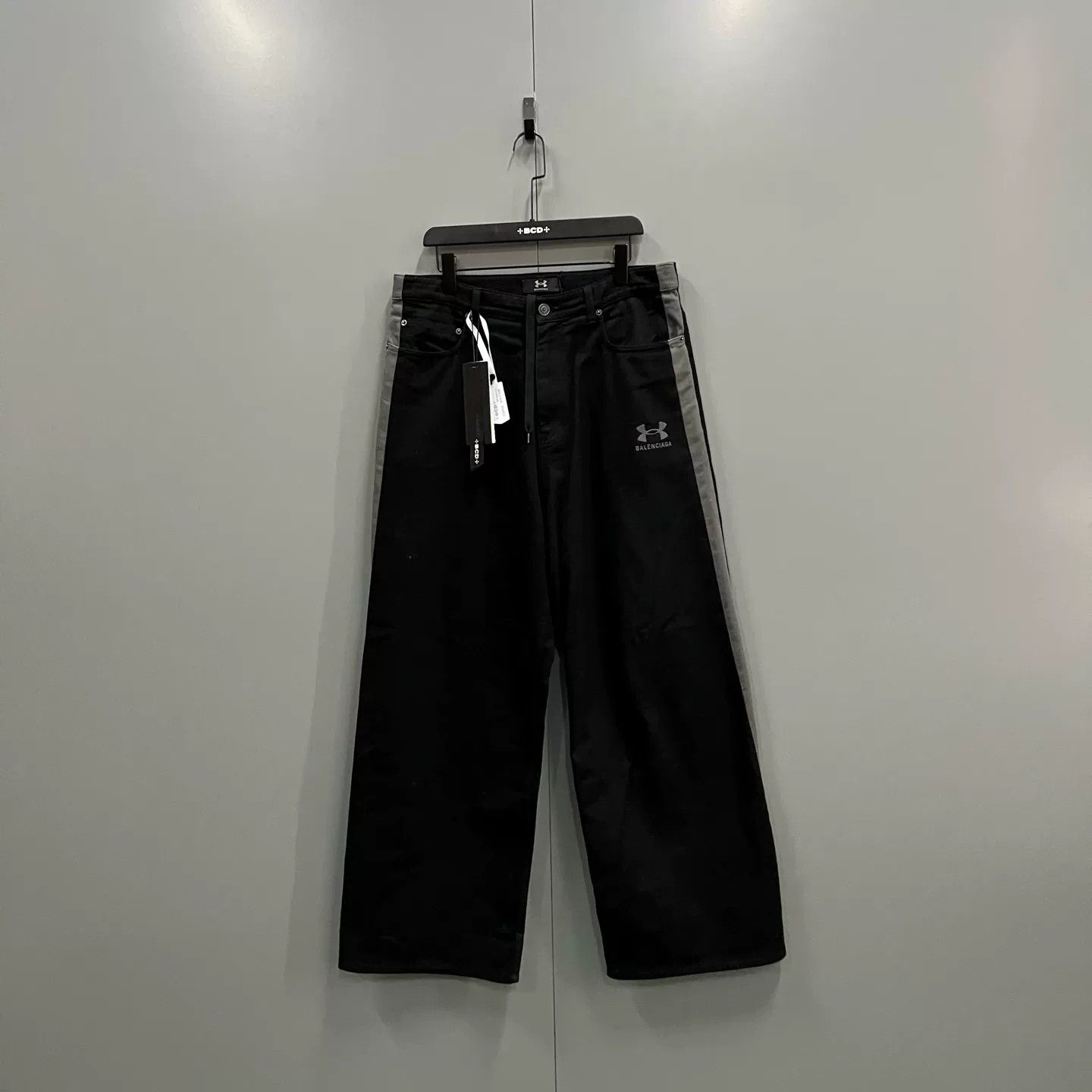 Balenciaga Balenciaga x Under Armour Logo Side Stripe Denim Jeans XS Size US 28 / EU 44 - 2 Thumbnail