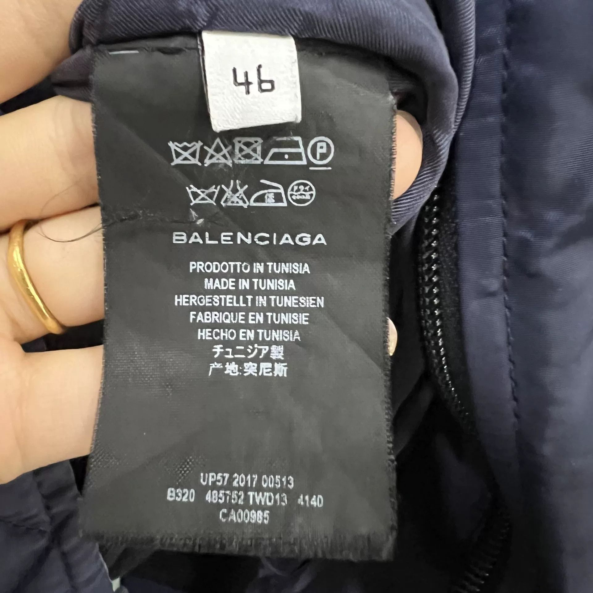 Balenciaga Balenciaga Wave Logo Bomber Jacket 46 Size US S / EU 44-46 / 1 - 5 Thumbnail