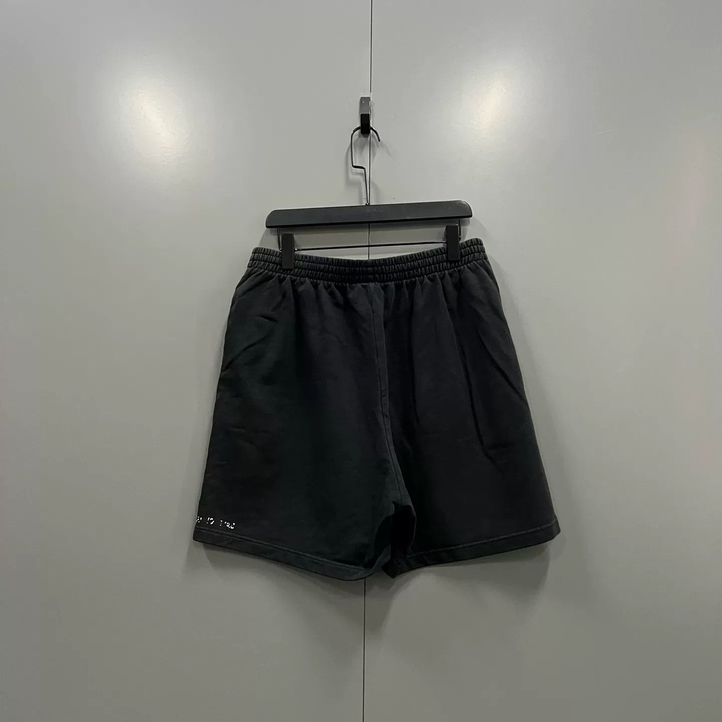 Balenciaga Balenciaga Small Logo Sweat Shorts Size S Size US 30 / EU 46 - 3 Thumbnail