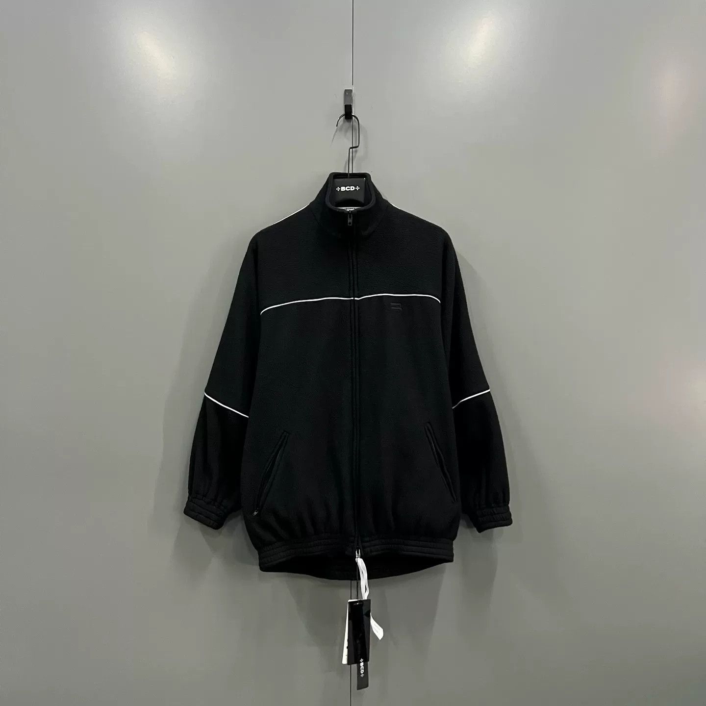 Balenciaga Balenciaga Embroidered Fleece Zip Jacket Size 36 Size XS / US 0-2 / IT 36-38 - 2 Thumbnail