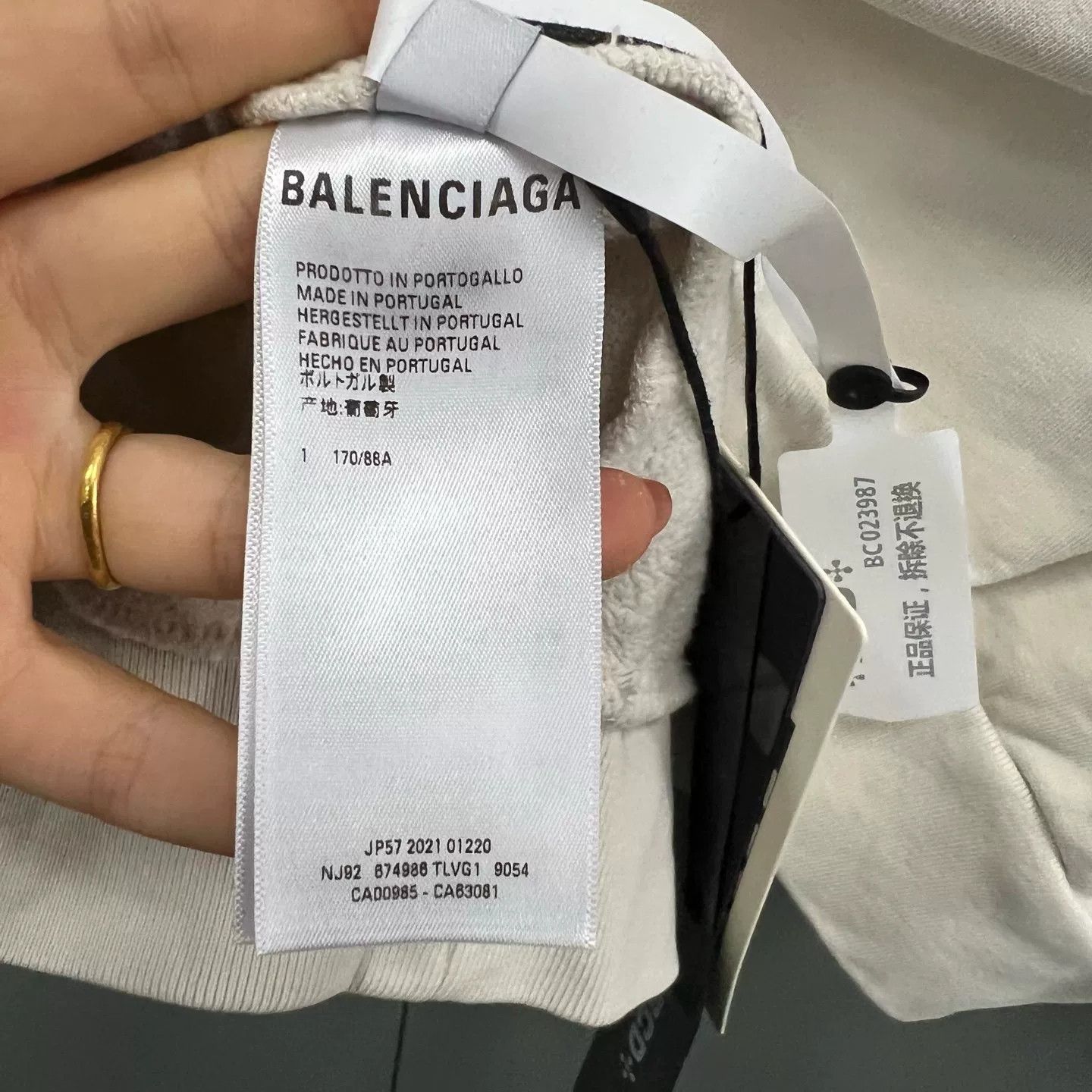 Balenciaga Balenciaga Embroidered Ring Logo Hoodie Size 1 Size US S / EU 44-46 / 1 - 5 Thumbnail