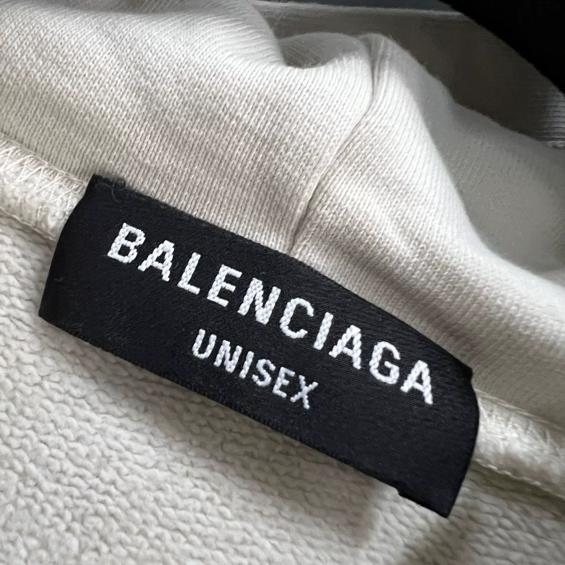 Balenciaga Balenciaga Embroidered Ring Logo Hoodie Size 1 Size US S / EU 44-46 / 1 - 4 Thumbnail