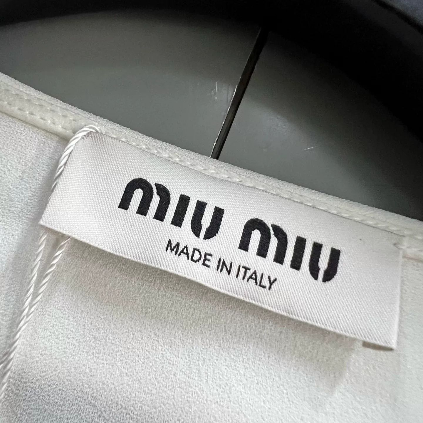 Miu Miu Miu Miu Crystal Logo Cropped Blouse IT 38 Size XS / US 0-2 / IT 36-38 - 4 Thumbnail