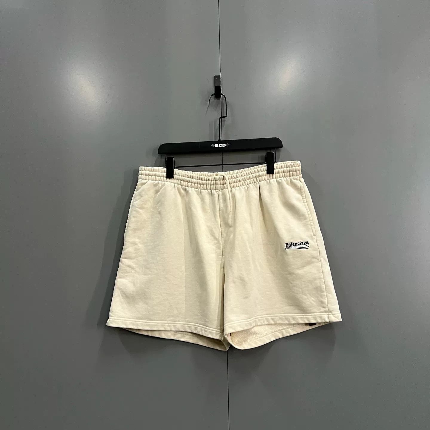 Balenciaga Balenciaga Political Logo Sweat Shorts M Size US 32 / EU 48 - 2 Thumbnail