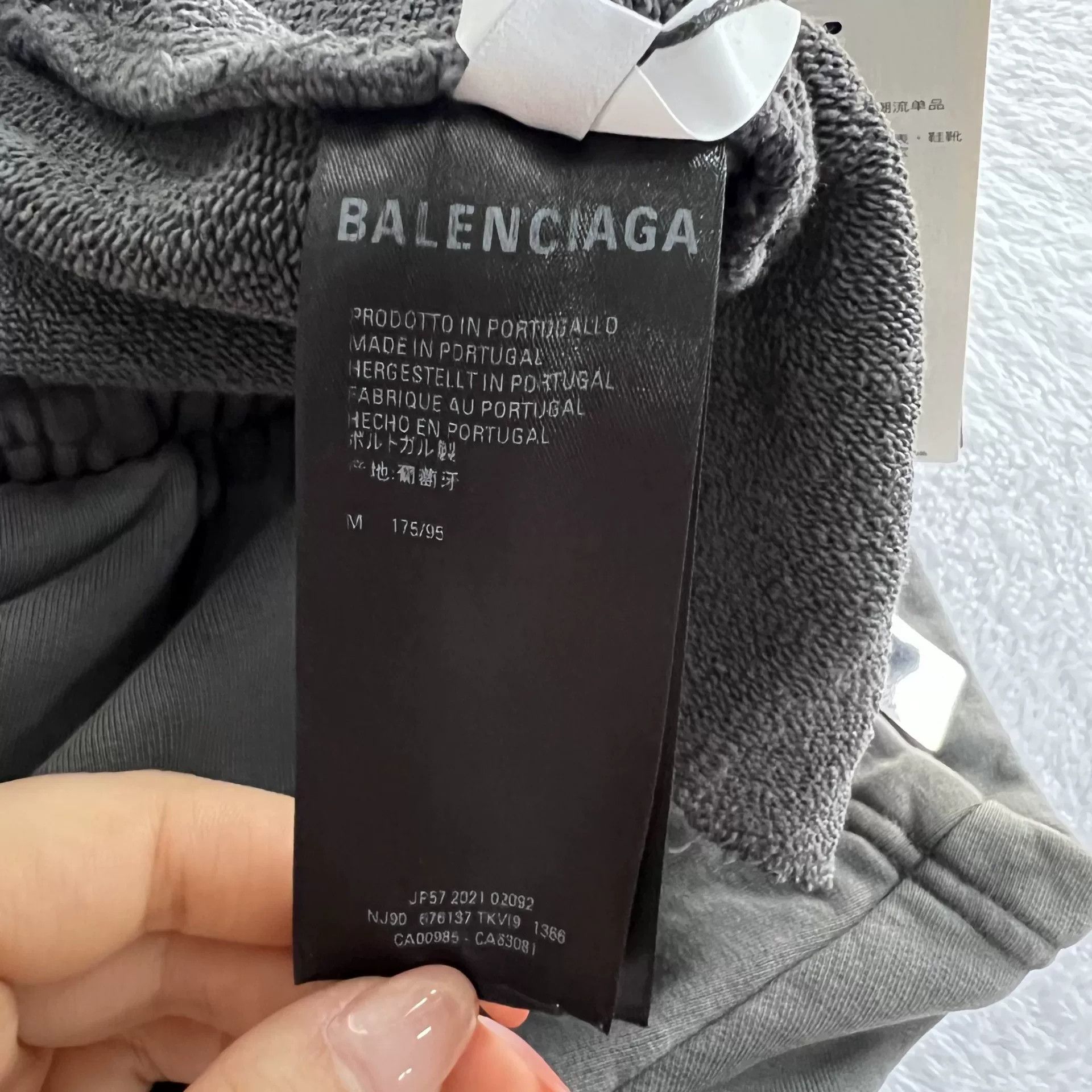 Balenciaga Balenciaga Embroidered Logo Sweat Shorts Size M Size US 32 / EU 48 - 5 Thumbnail
