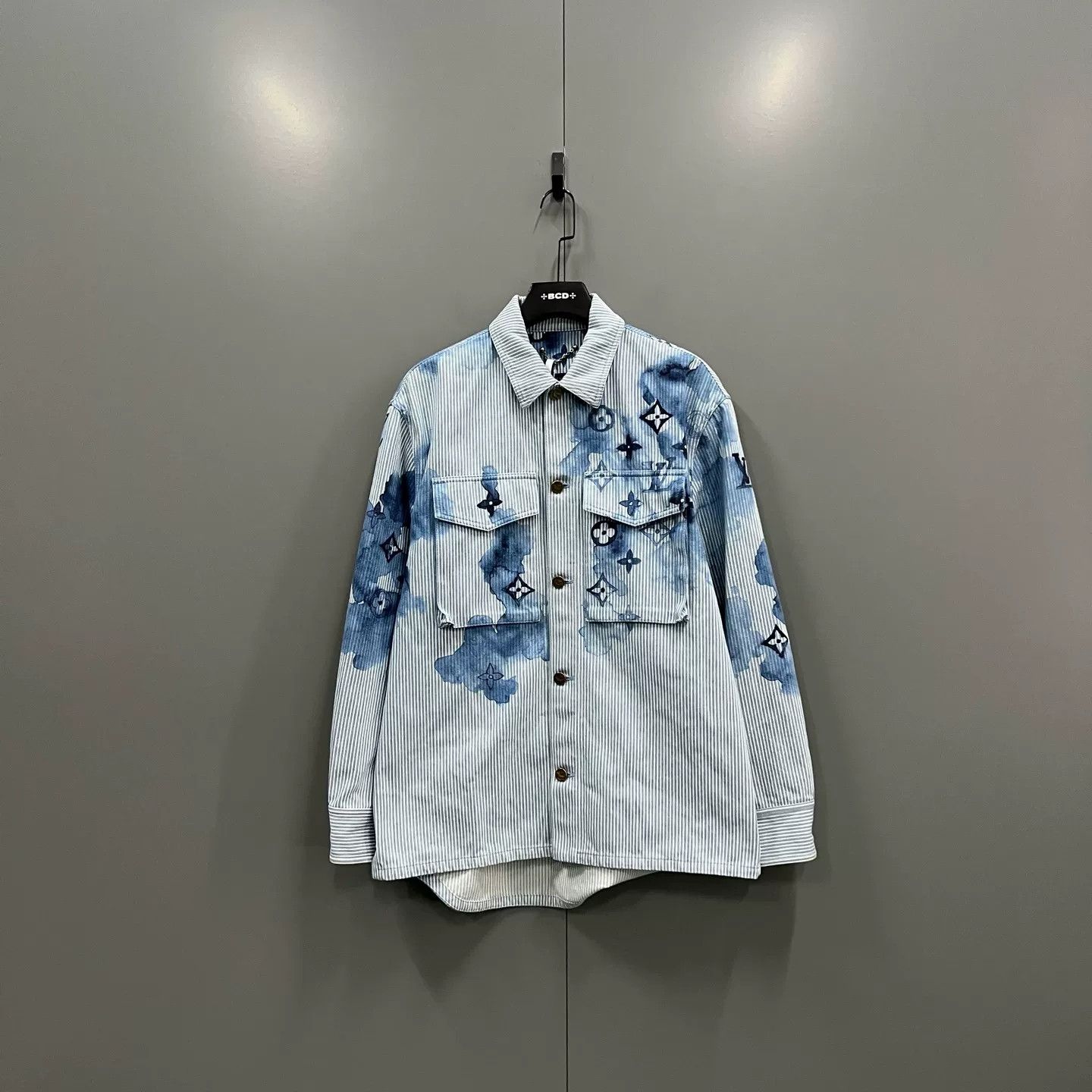Louis Vuitton Louis Vuitton Watercolor Monogram Striped Shirt M Size US M / EU 48-50 / 2 - 2 Thumbnail