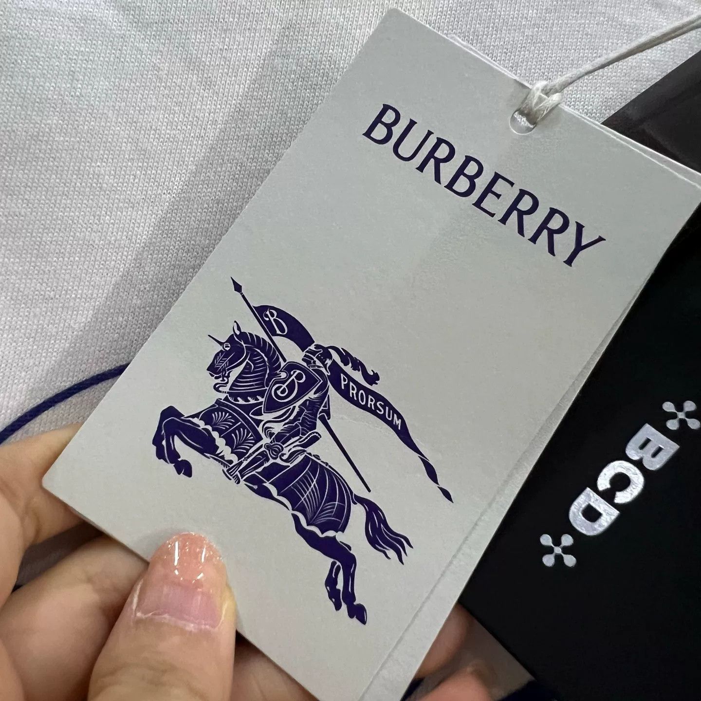 Burberry Burberry Swan Print Script Logo T-Shirt XS Size US XS / EU 42 / 0 - 5 Thumbnail