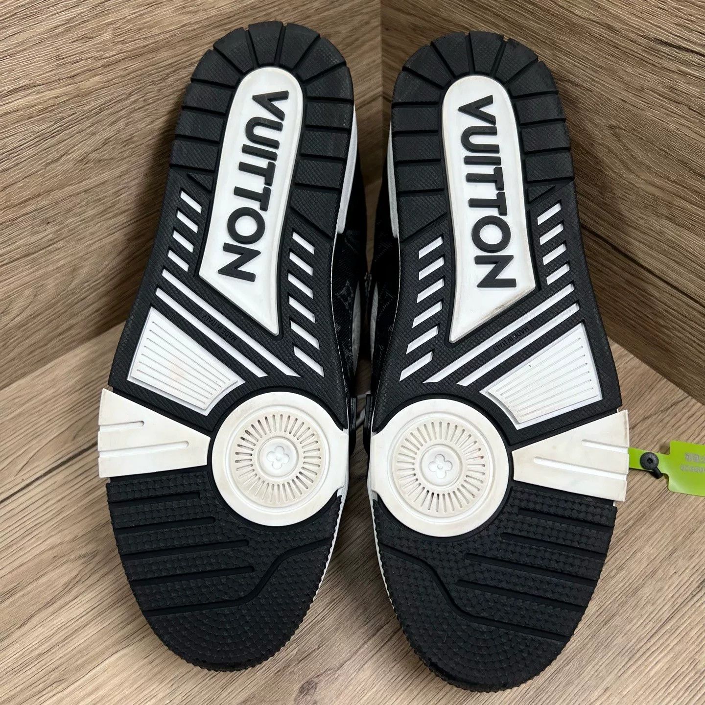 Louis Vuitton Louis Vuitton Monogram Denim Trainer Sneakers 43 Size US 10 / EU 43 - 6 Thumbnail